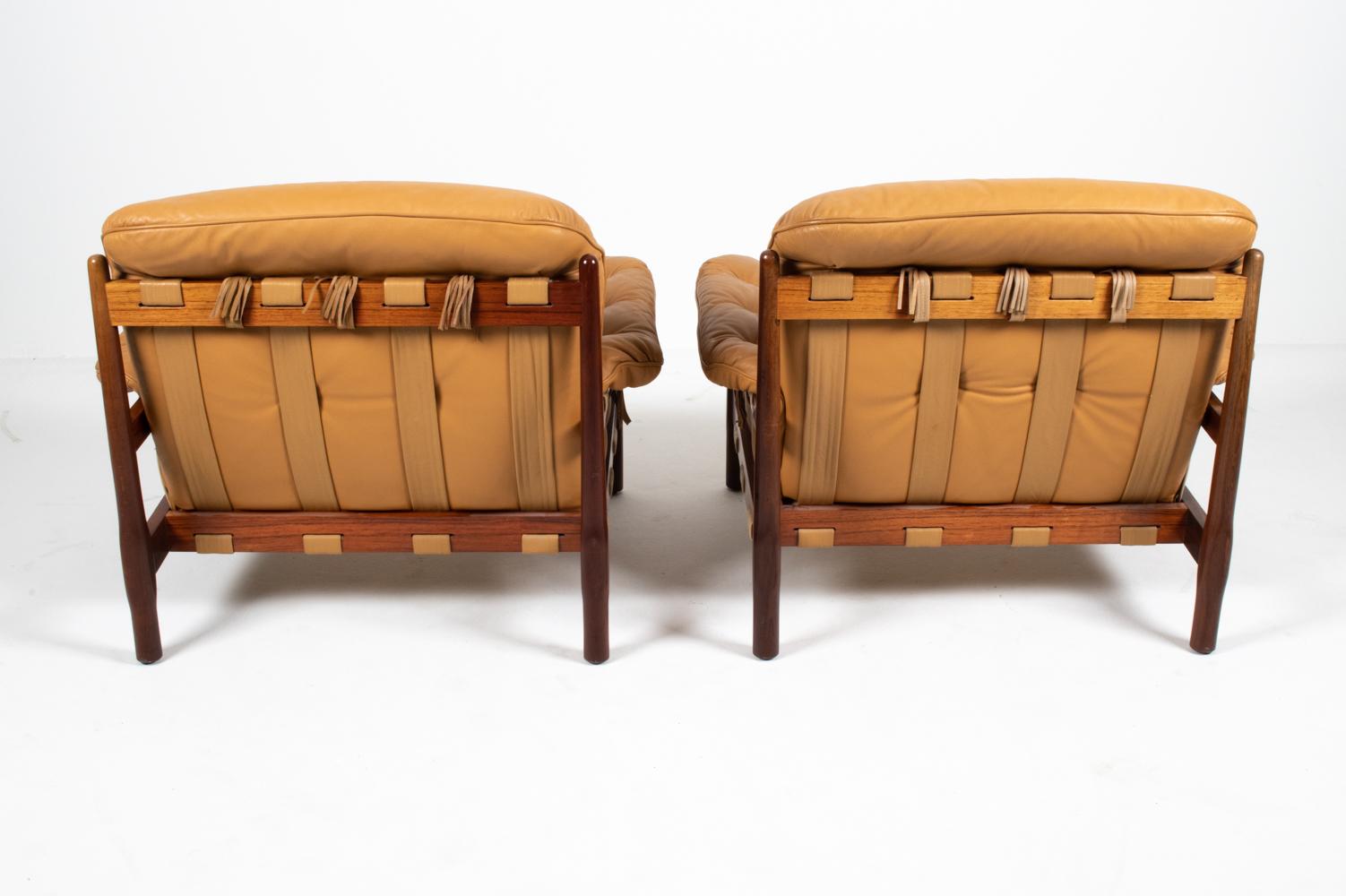 Pair of Brazilian Modernist Rosewood & Leather Easy Chairs, circa 1970s 6