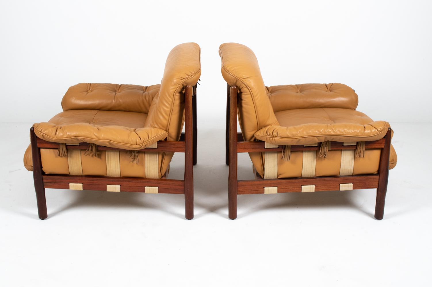 Pair of Brazilian Modernist Rosewood & Leather Easy Chairs, circa 1970s 8