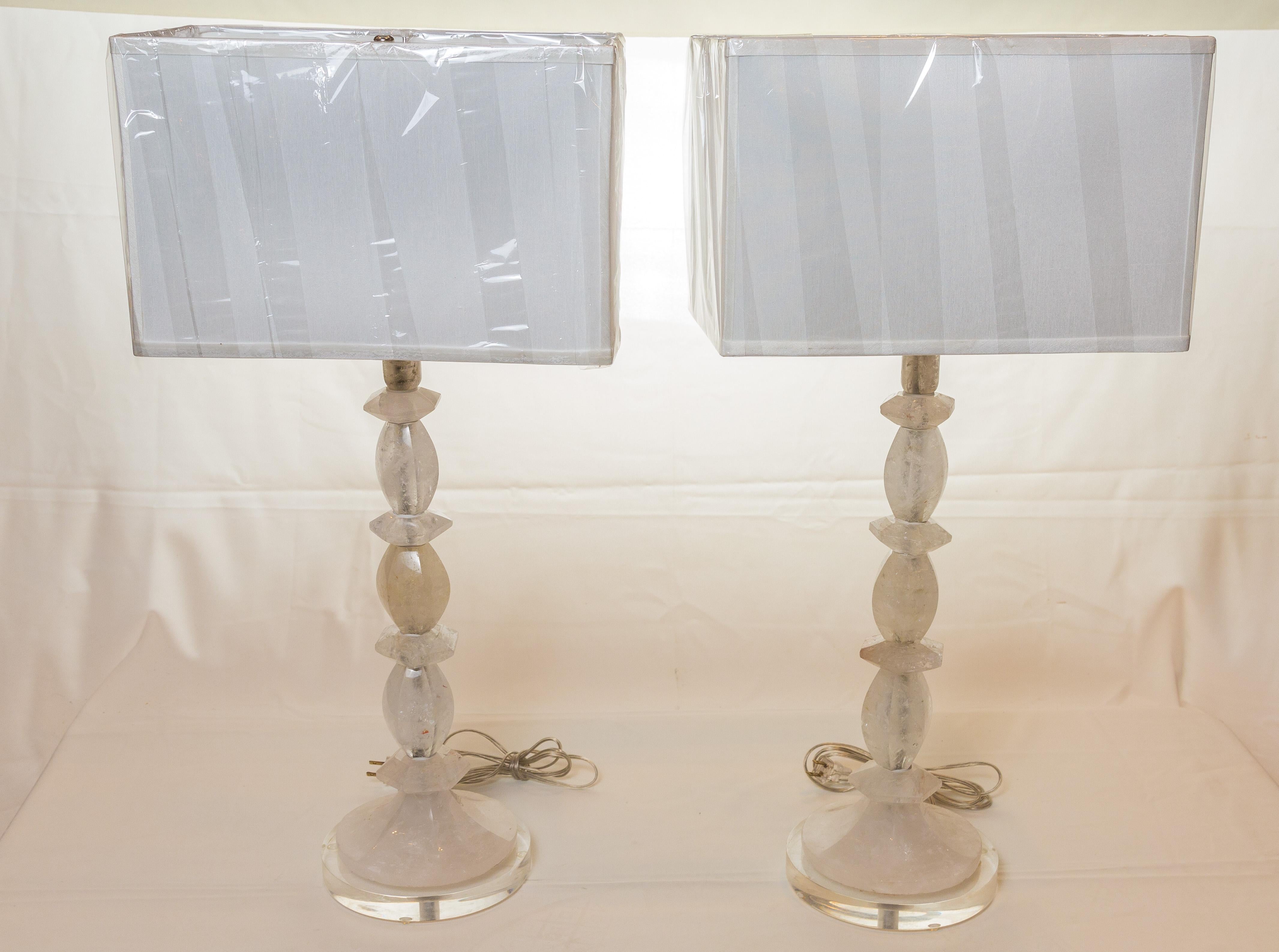 Pair of Brazilian Rock Crystal Lamps In Excellent Condition For Sale In Dallas, TX