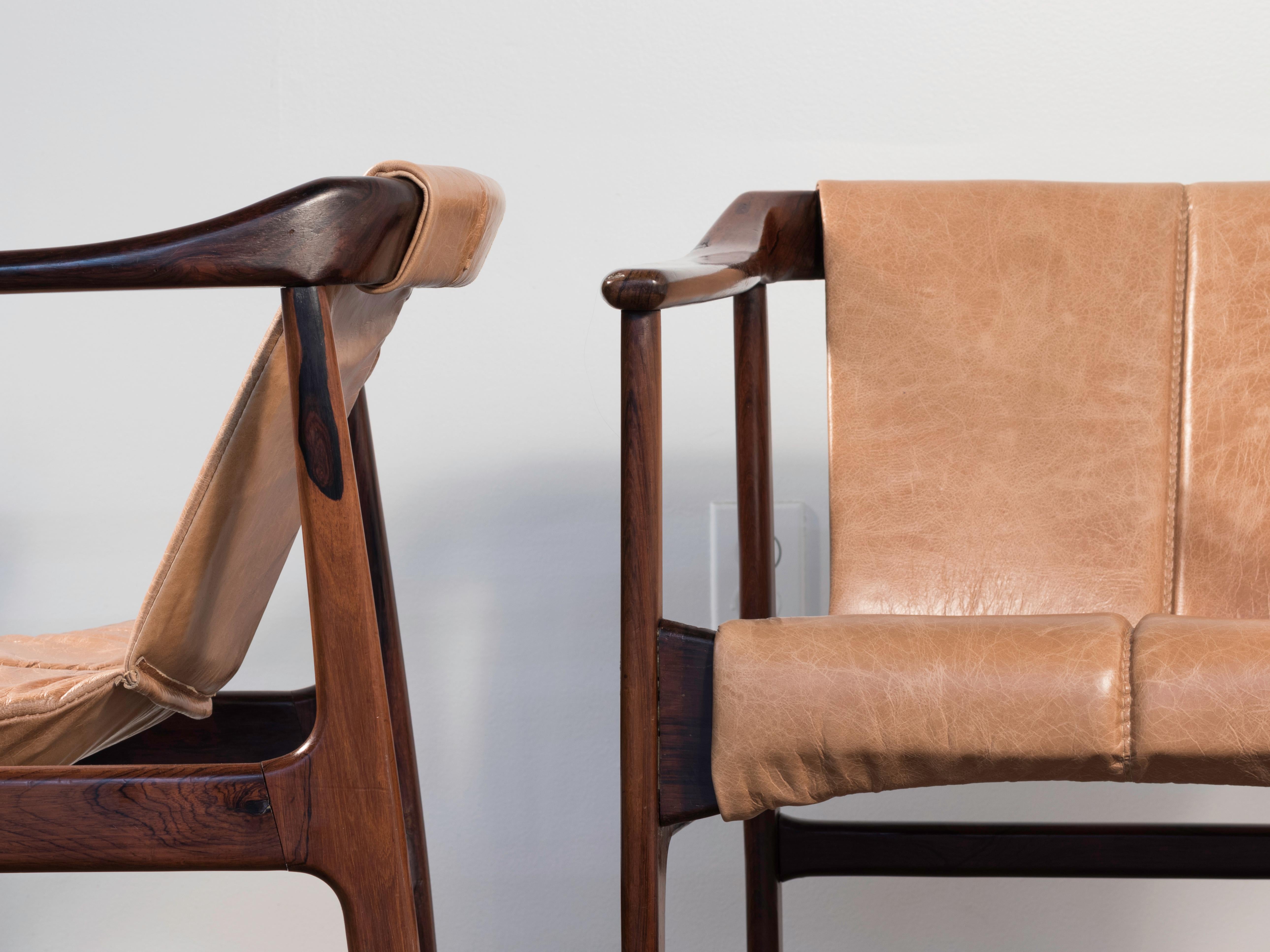 Pair of Modern Brazilian Rosewood Armchairs by Moveis Cantu  1