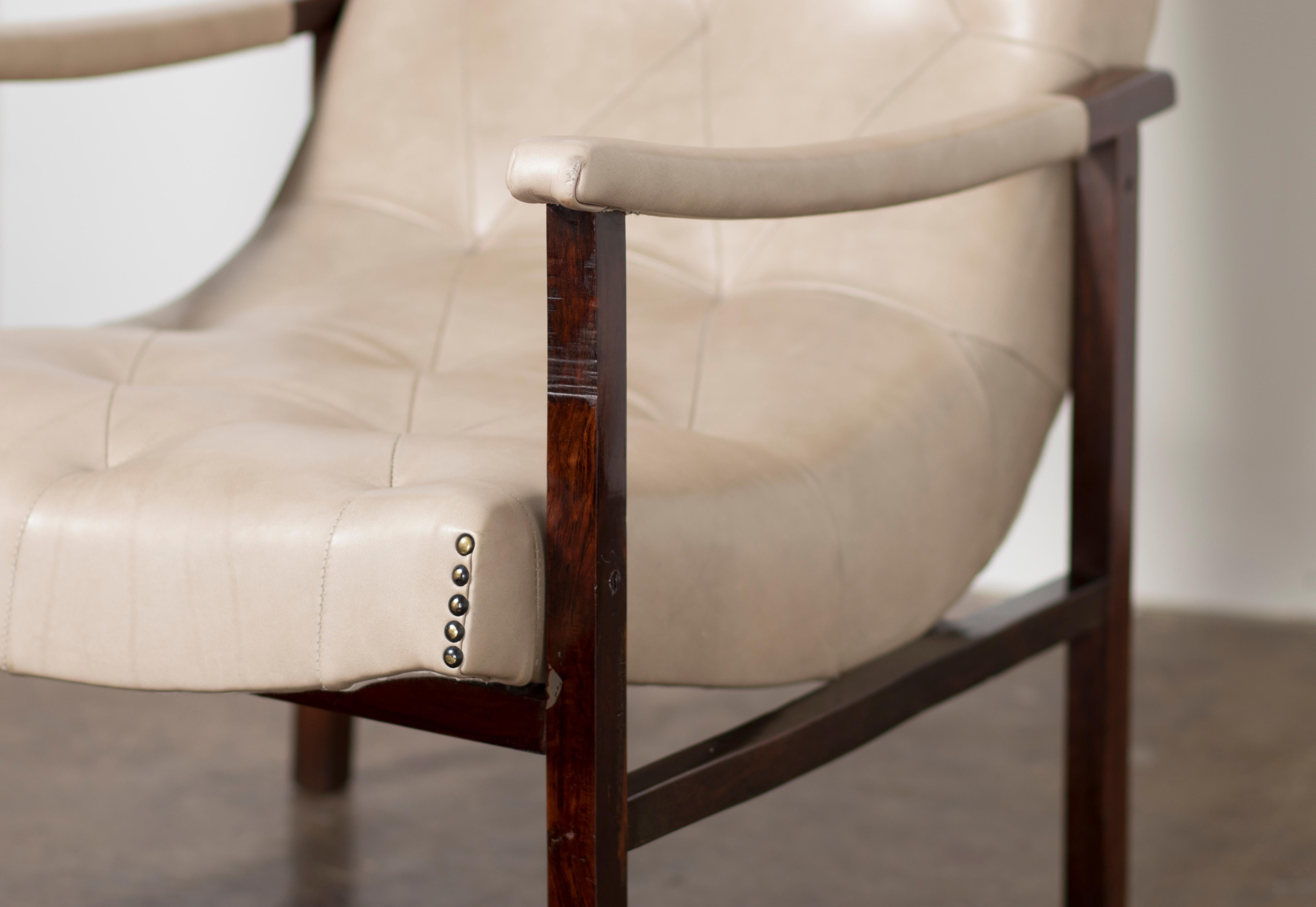 Moderne Sessel aus brasilianischem Palisanderholz von Gelli, ca. 1950er Jahre, Paar im Angebot 5