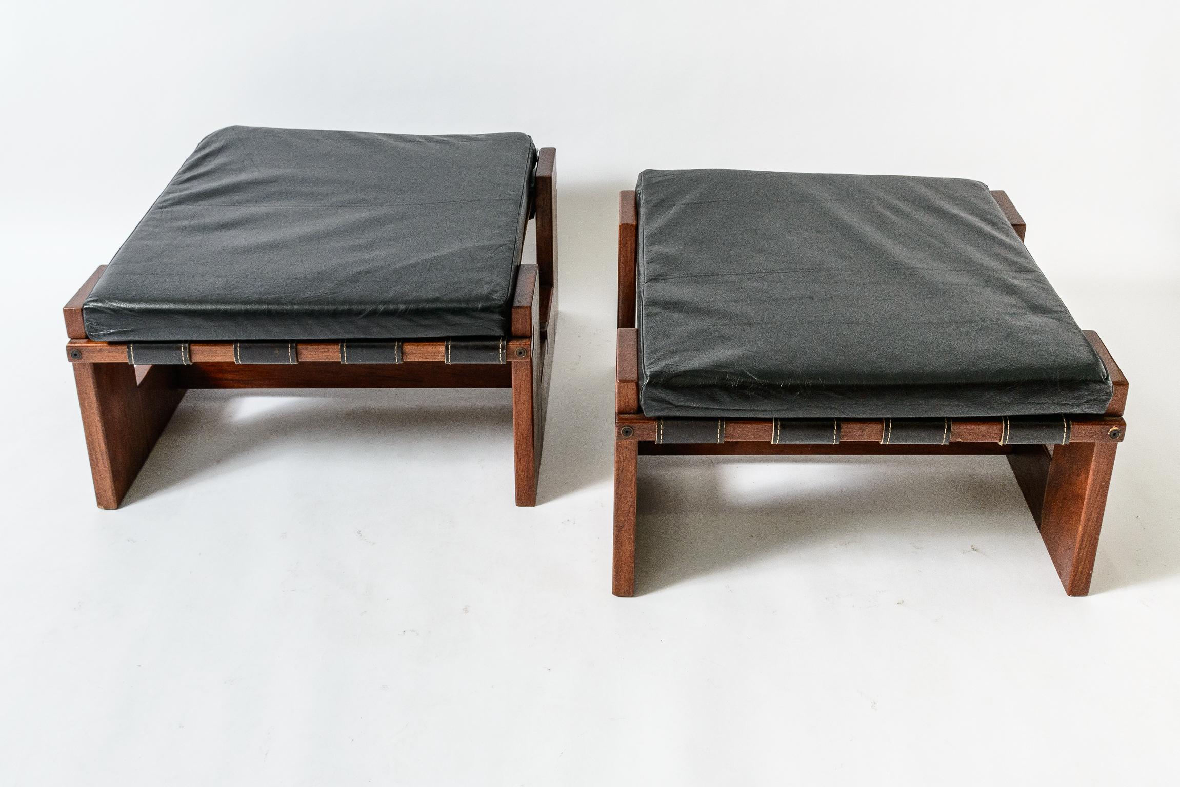 Pair of Brazilian Rosewood Ottomans / Stools In Good Condition For Sale In West Palm Beach, FL