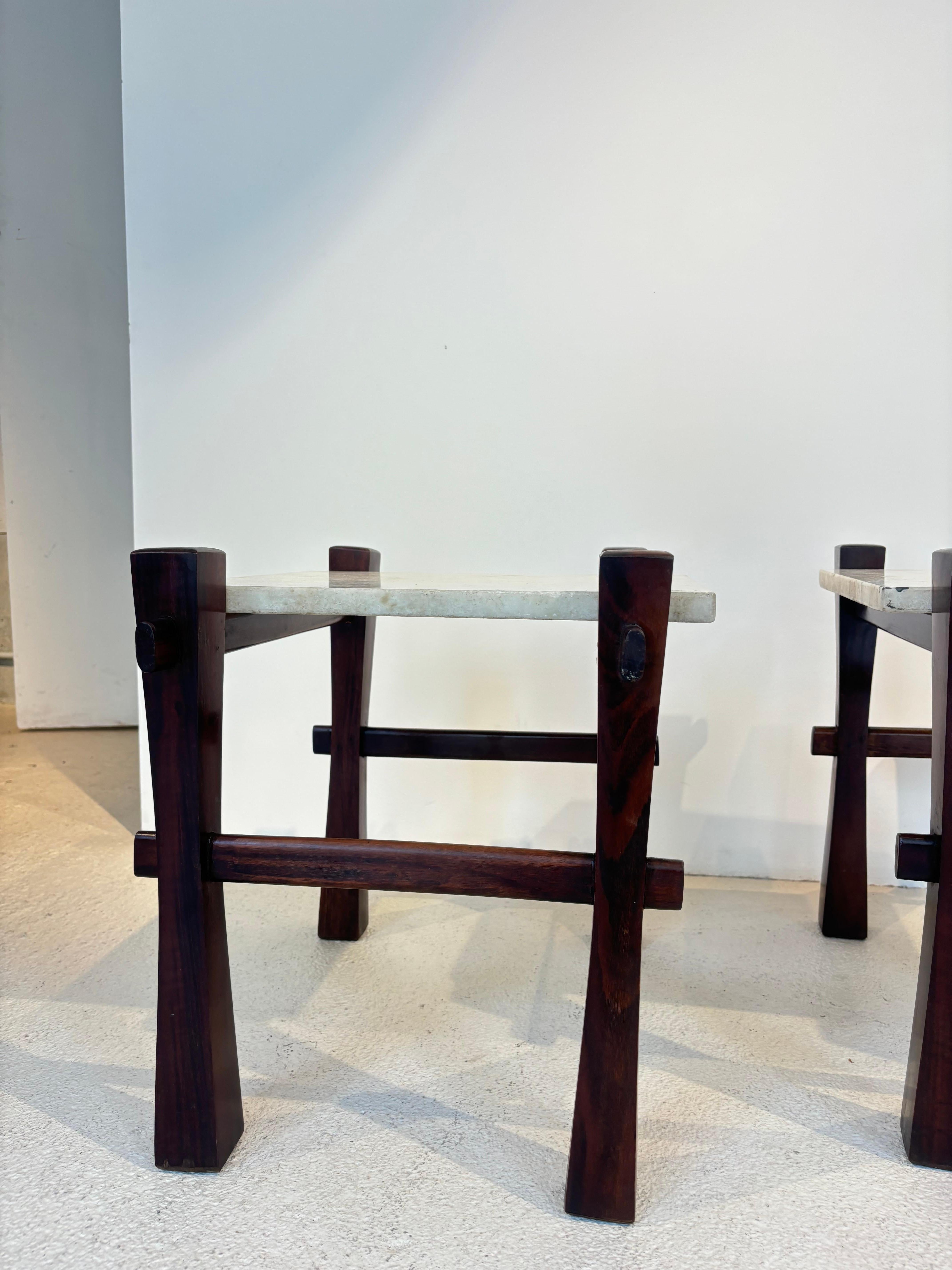 Pair of brazilian side table In Good Condition For Sale In SAINT-OUEN-SUR-SEINE, FR