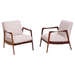 Paire de fauteuils de salon brésiliens en bois massif d'imbuia, années 1970