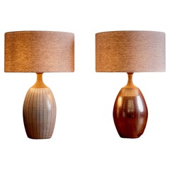 Pair of Brent Bennett Table Lamp in brown and off-white ceramic, USA - 2022