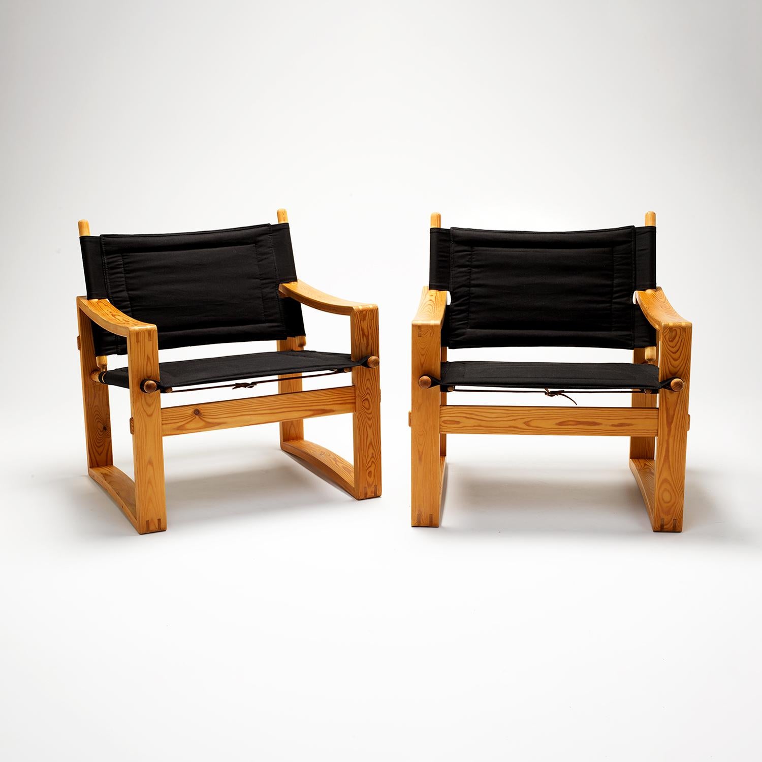 Mid-20th Century Pair of Børge Jensen Safari Chairs, Bernstorffsminde Møbelfabrik, Denmark, 1960s