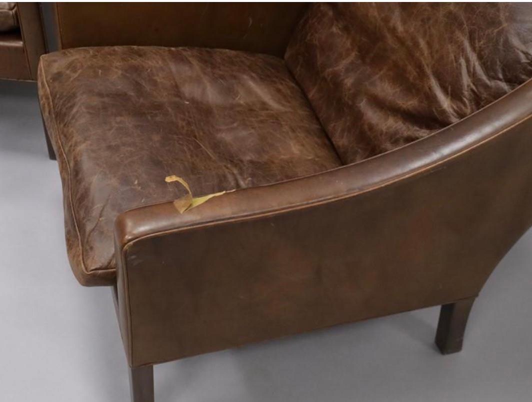 Pair of Børge Mogensen Leather Lounge Chairs, Model 2207 In Fair Condition For Sale In Los Angeles, CA