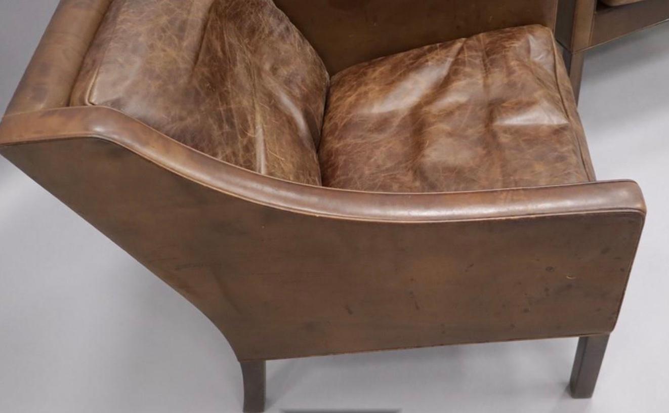 Pair of Børge Mogensen Leather Lounge Chairs, Model 2207 For Sale 5