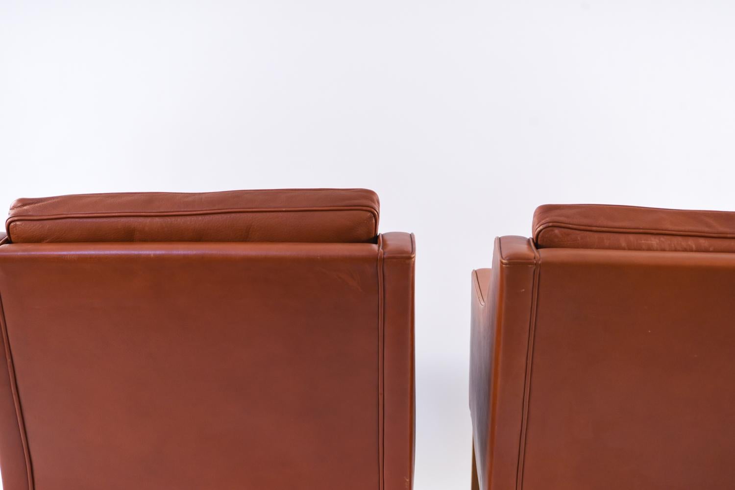 Pair of Børge Mogensen Model #2207 Leather Lounge Chairs 7