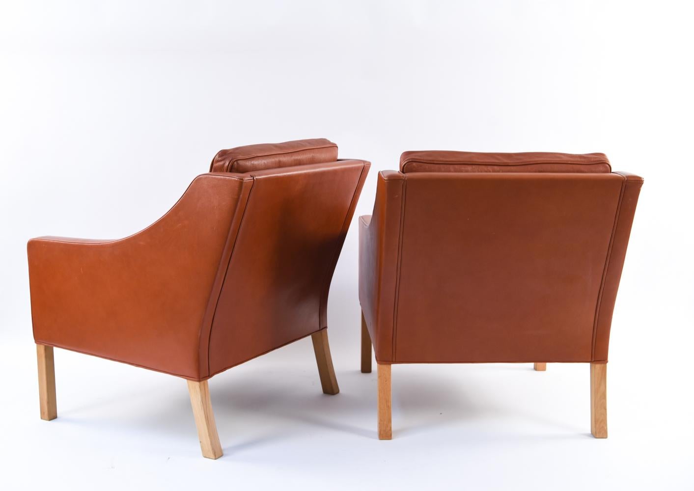 Pair of Børge Mogensen Model #2207 Leather Lounge Chairs 8