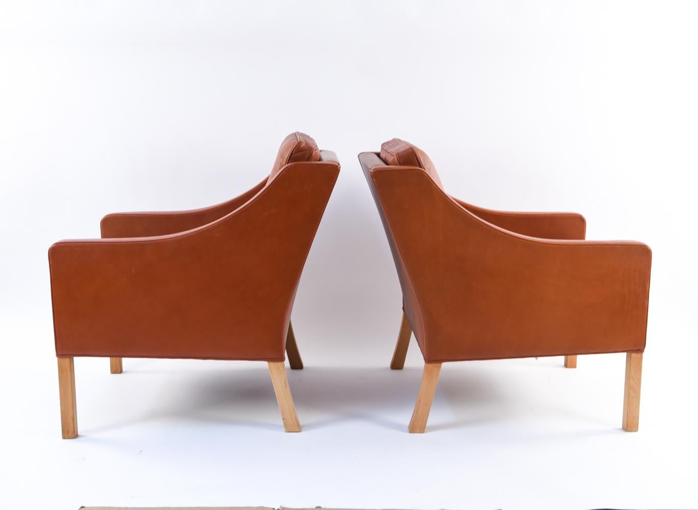 Pair of Børge Mogensen Model #2207 Leather Lounge Chairs 9