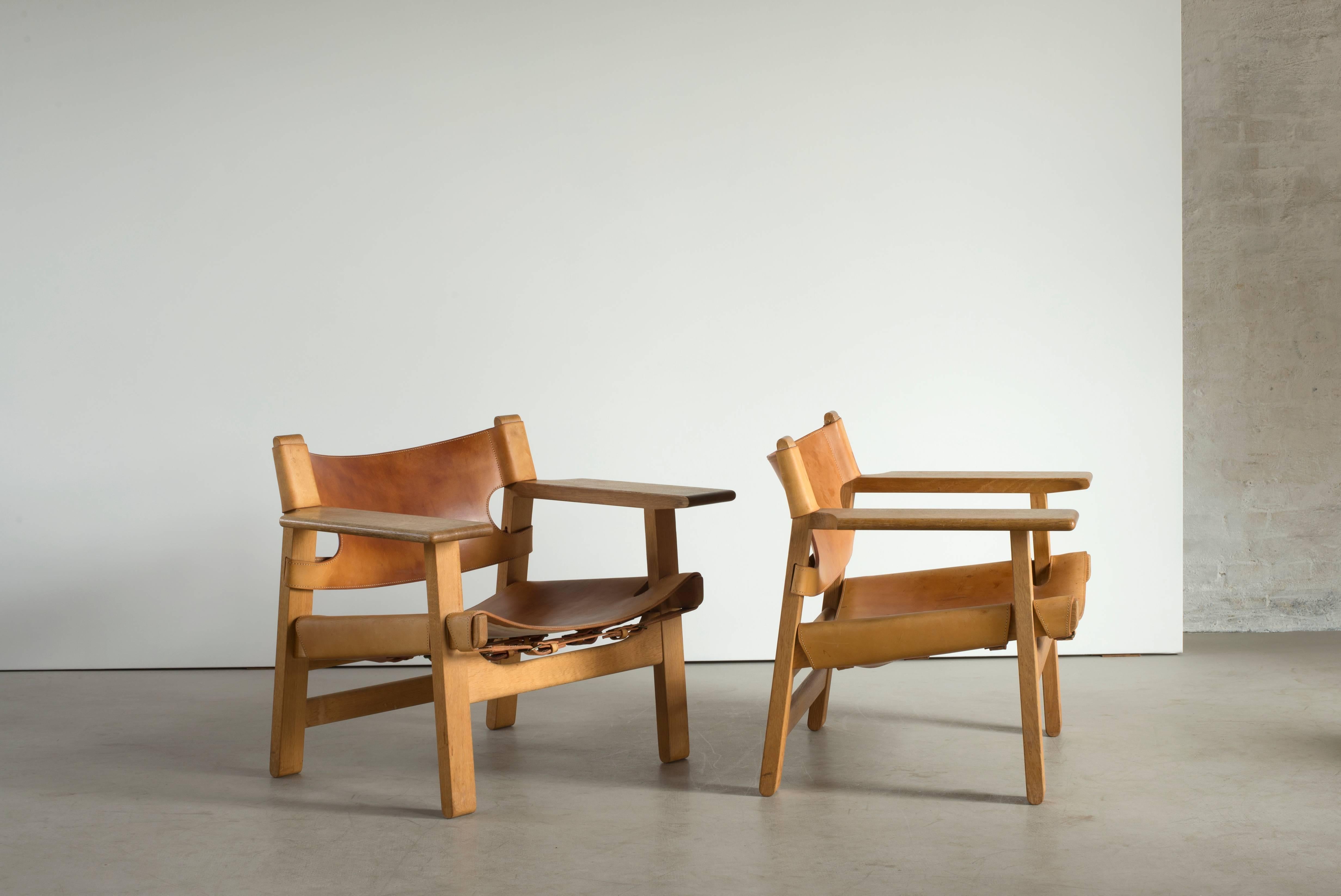 Scandinavian Modern Pair of Børge Mogensen Spanish Chairs for Fredericia Furniture