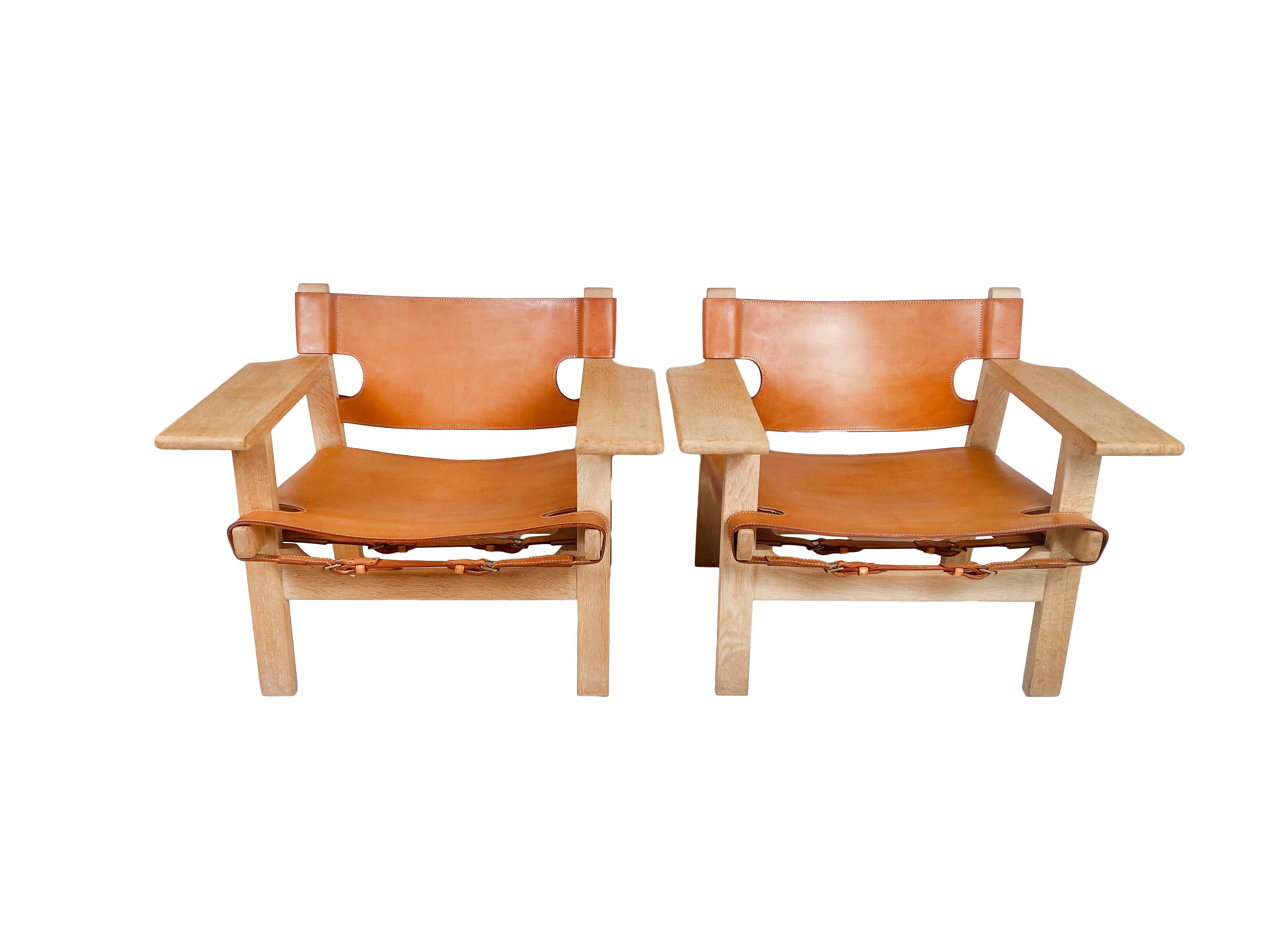 Pair of Børge Mogensen Spanish Chairs for Fredericia Stolefabrik Denmark 1960s In Good Condition For Sale In WIJCKEL, NL