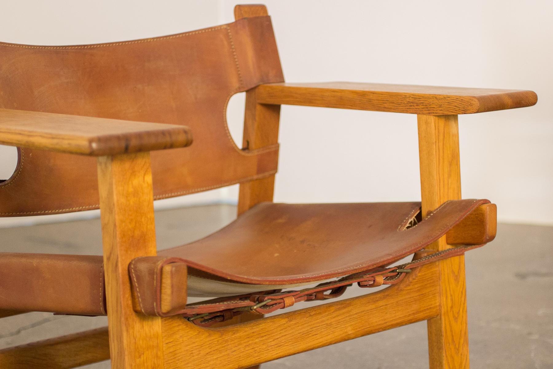 Mid-20th Century Pair of Børge Mogensen Spanish Chairs for Fredericia Stolefabrik