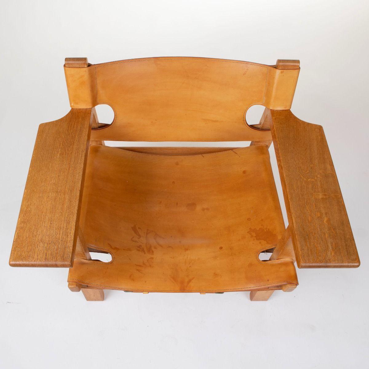 Pair of Børge Mogensen Spanish Chairs Model BM 2226 For Sale 3