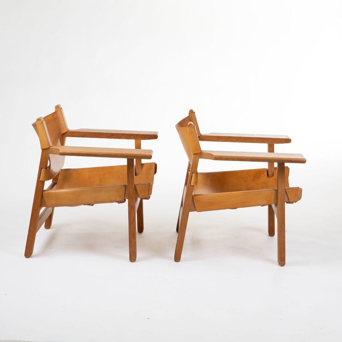 Pair of Børge Mogensen Spanish Chairs Model BM 2226 In Good Condition For Sale In Kastrup, DK