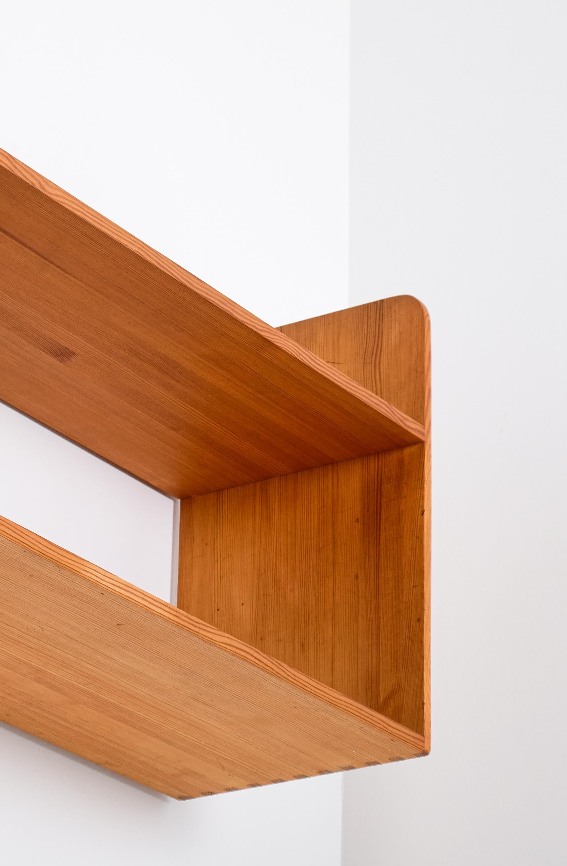 Metà XX secolo Coppia di mensole da parete Børge Mogensen di Karl Andersson & Söner, anni '60 in vendita