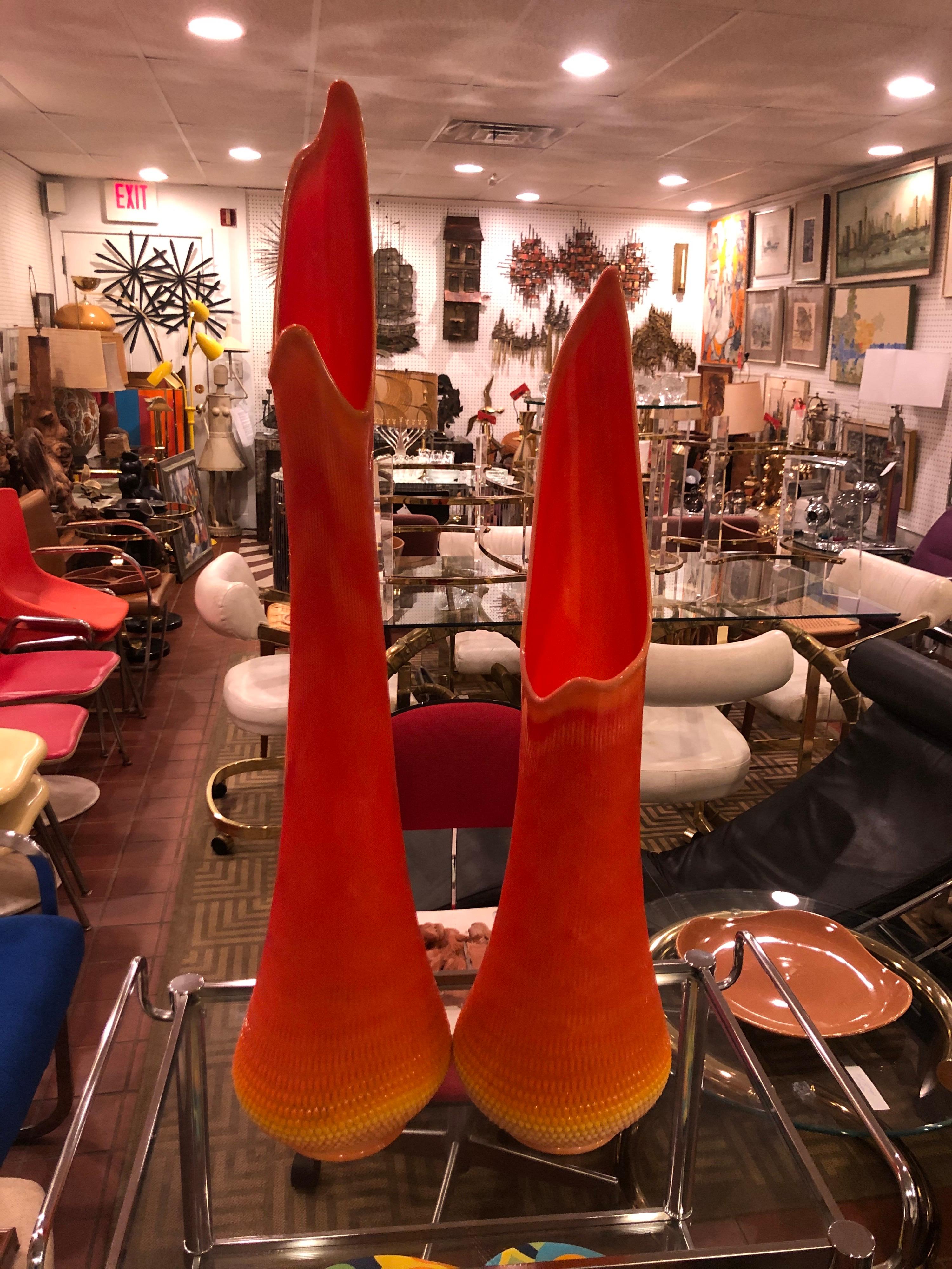 Pair of Bright Orange L.E.Smith Bittersweet Vases 7