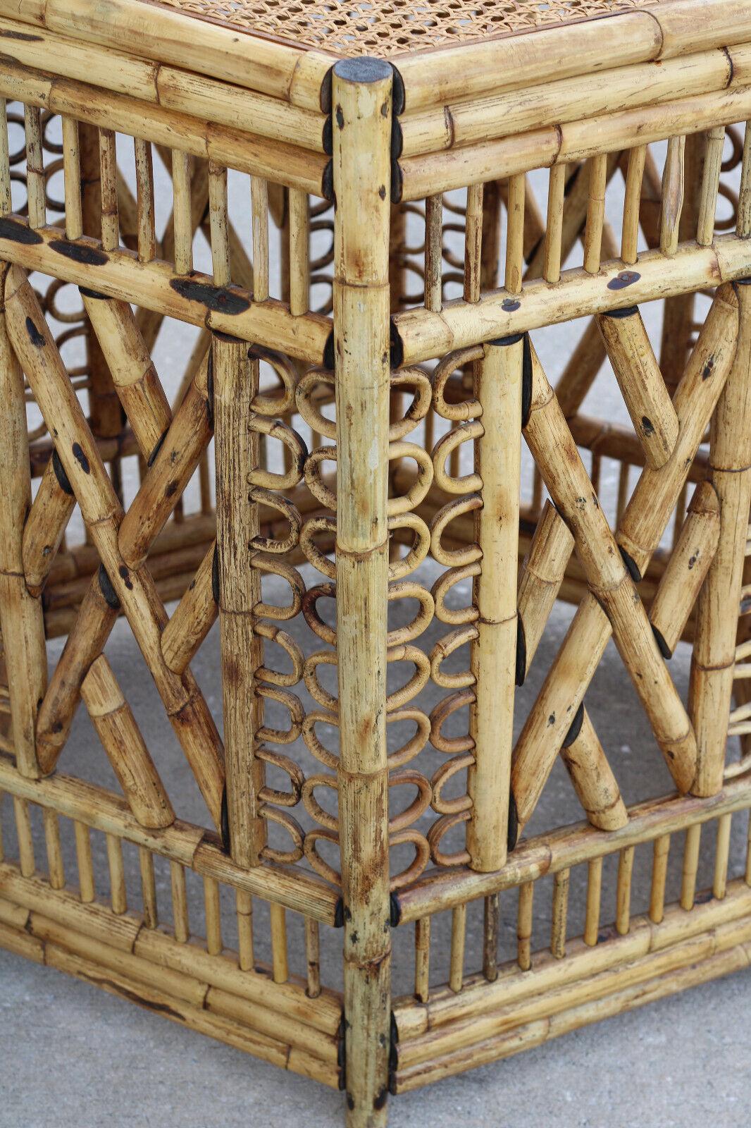Bambou Paire de bases de tables de salle à manger hexagonales en bambou et canne de style Brighton en vente