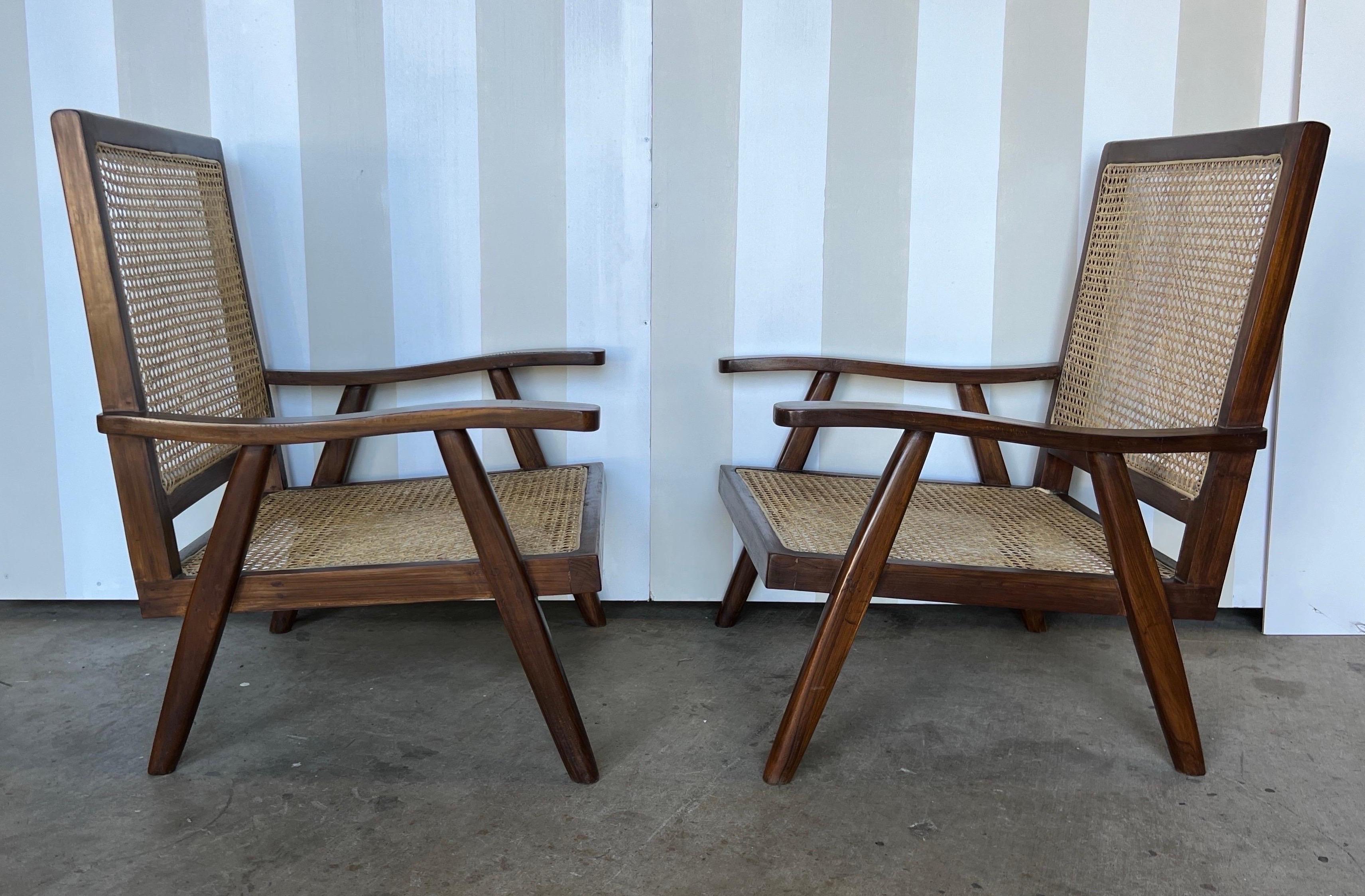 Colonial britannique Paire de fauteuils d'époque British Colonial Deco en vente