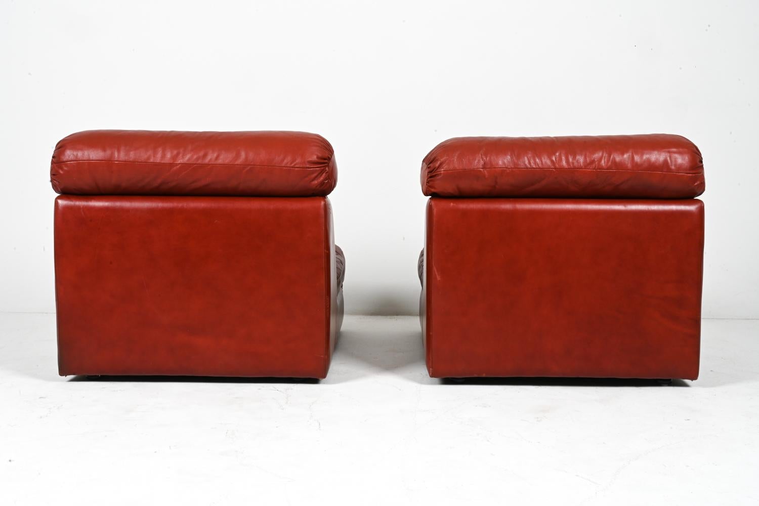 Pair of British Space Age Modular Leather Lounge Chairs by Tetrad For Sale 4