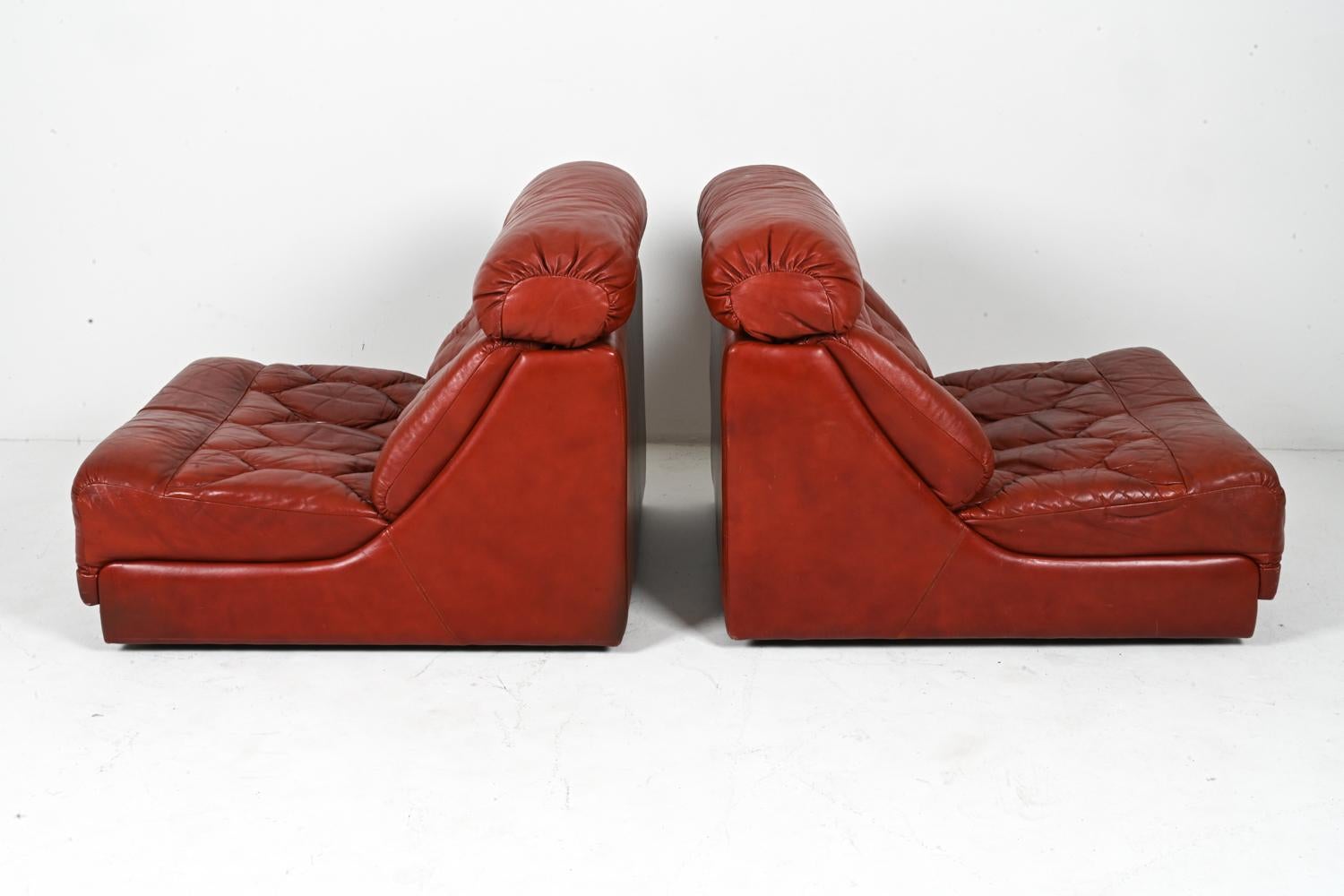 Pair of British Space Age Modular Leather Lounge Chairs by Tetrad For Sale 6