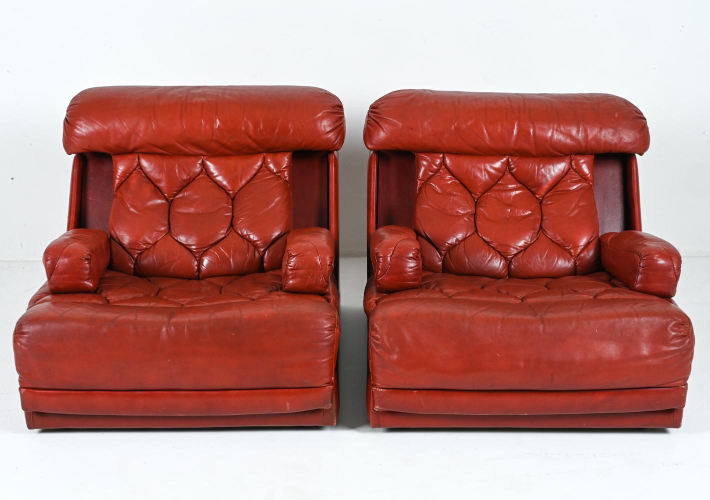 Pair of British Space Age Modular Leather Lounge Chairs by Tetrad For Sale 10