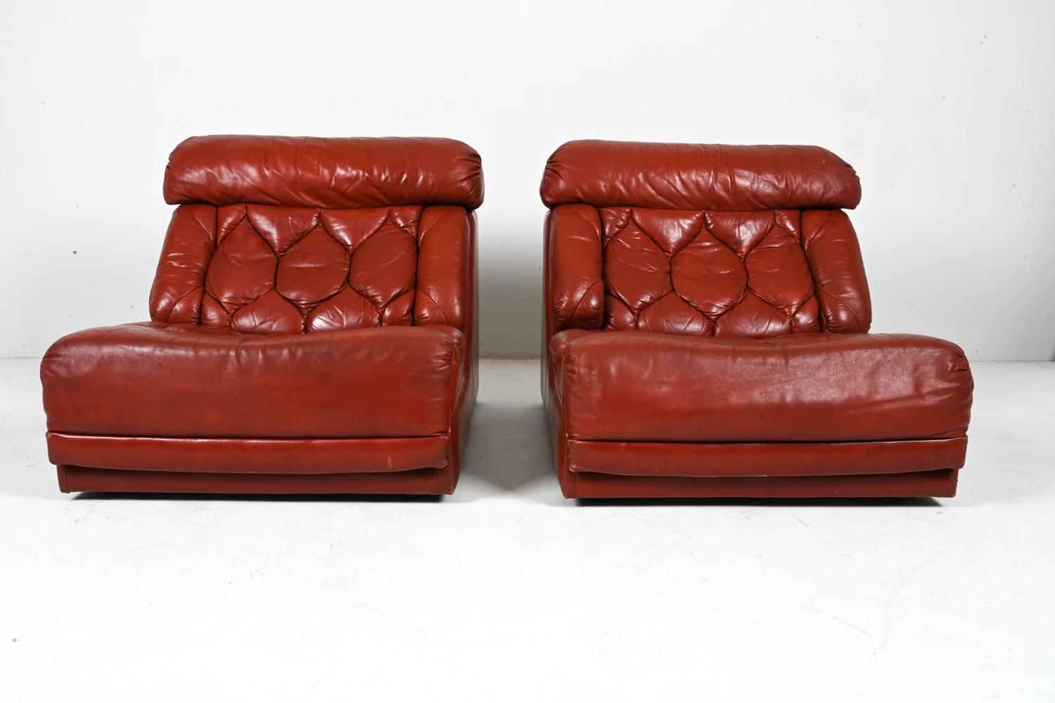 English Pair of British Space Age Modular Leather Lounge Chairs by Tetrad For Sale
