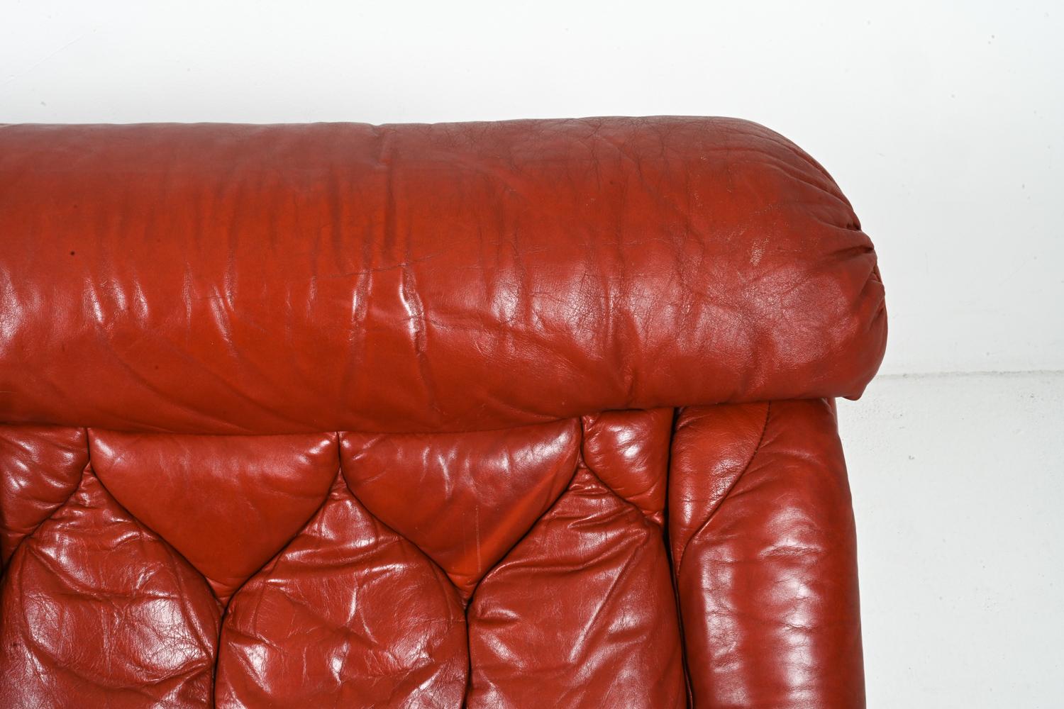 Cuir Paire de chaises longues modulaires en cuir de l'ère spatiale britannique par Tetrad en vente