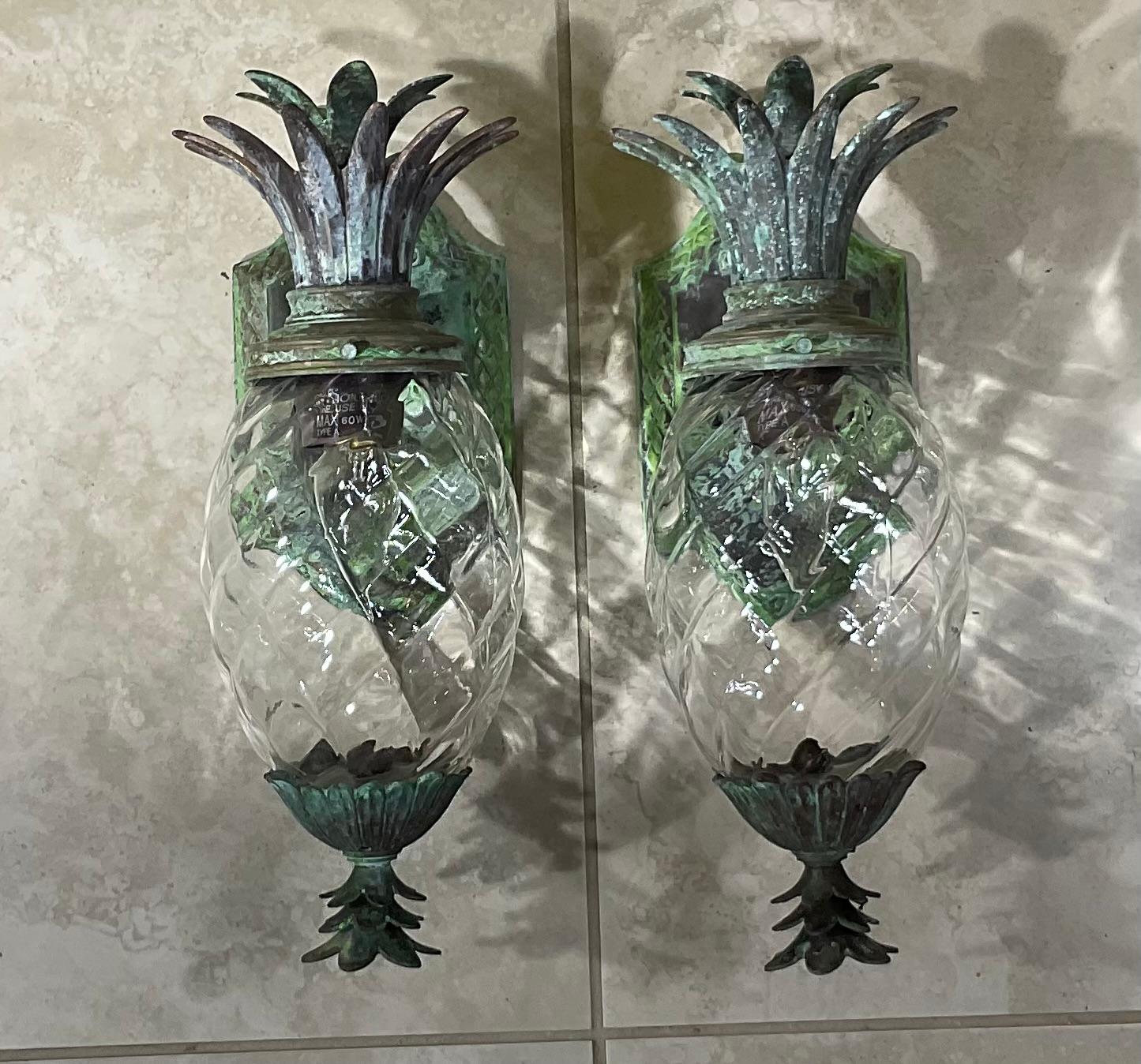 Pair of Bronze and Brass Wall Lantern or Wall Sconces In Good Condition In Delray Beach, FL