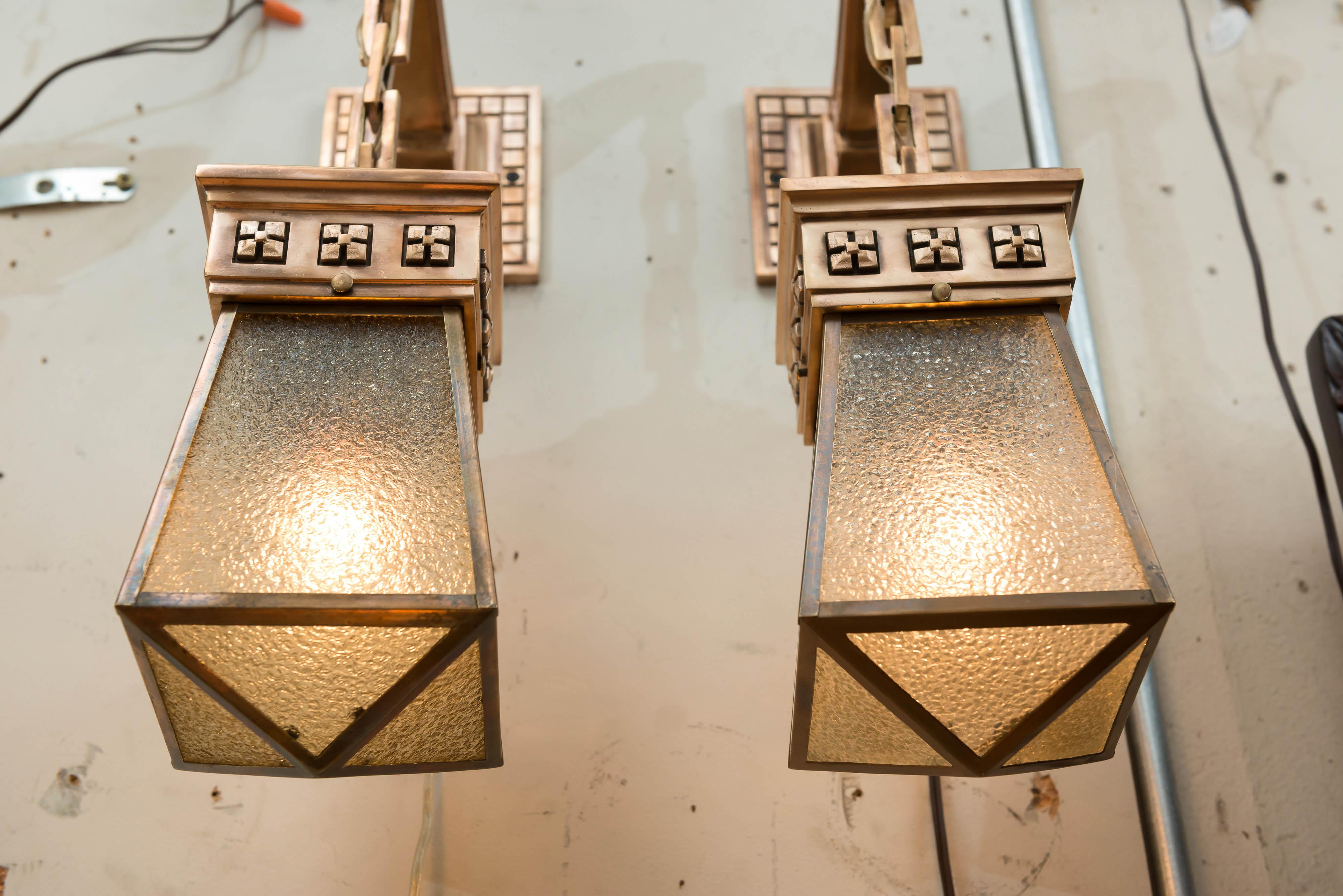 Pair of Bronze and Glass Arts & Crafts Sconces In Excellent Condition In Petaluma, CA