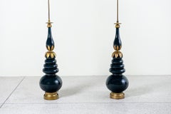 Paire de lampes de bureau en bronze et verre, attribuées à la Maison Jansen, France.
