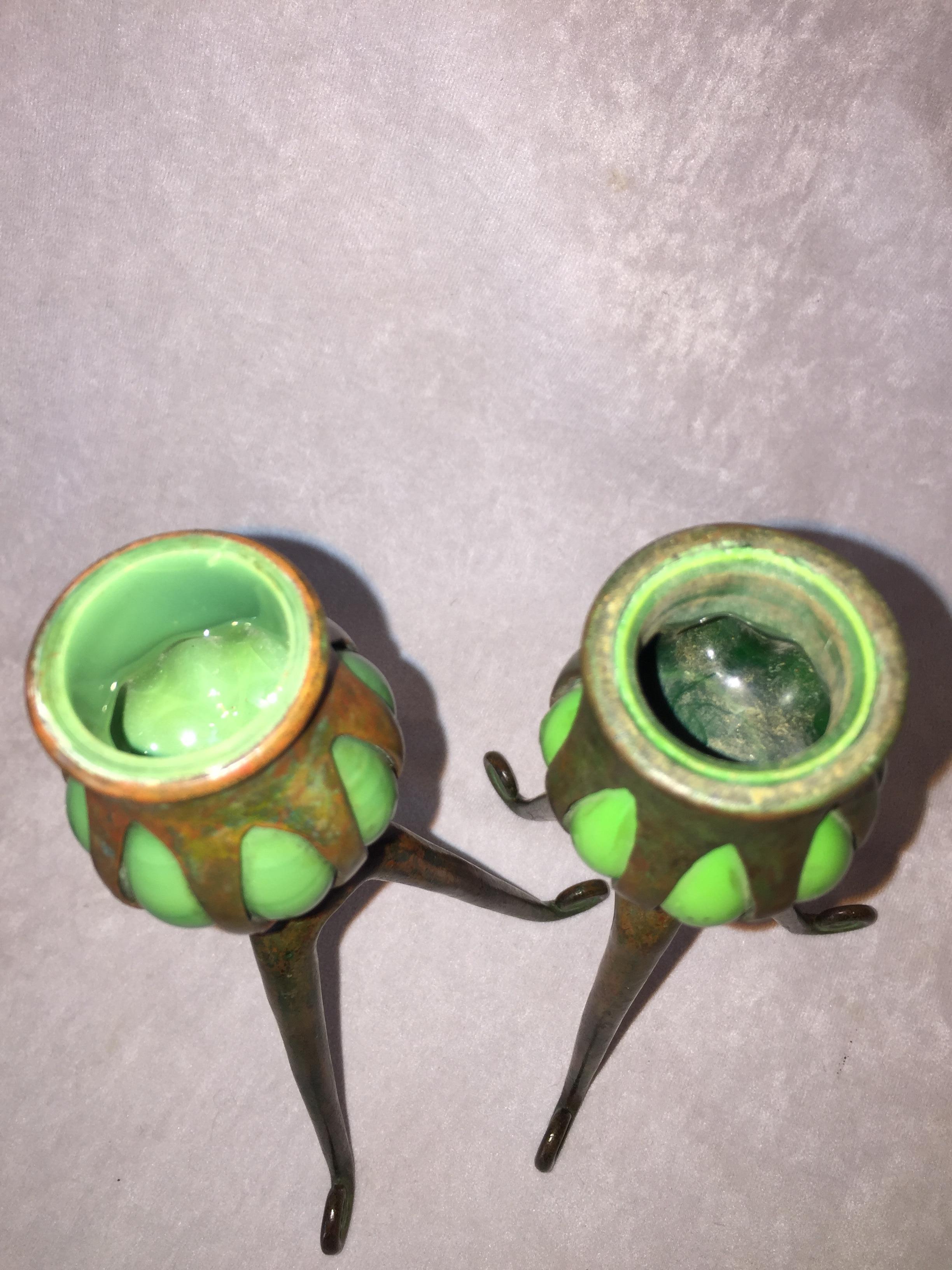 Pair of Bronze and Green Glass Tiffany Studios Candlesticks, circa 1905 In Excellent Condition In Petaluma, CA