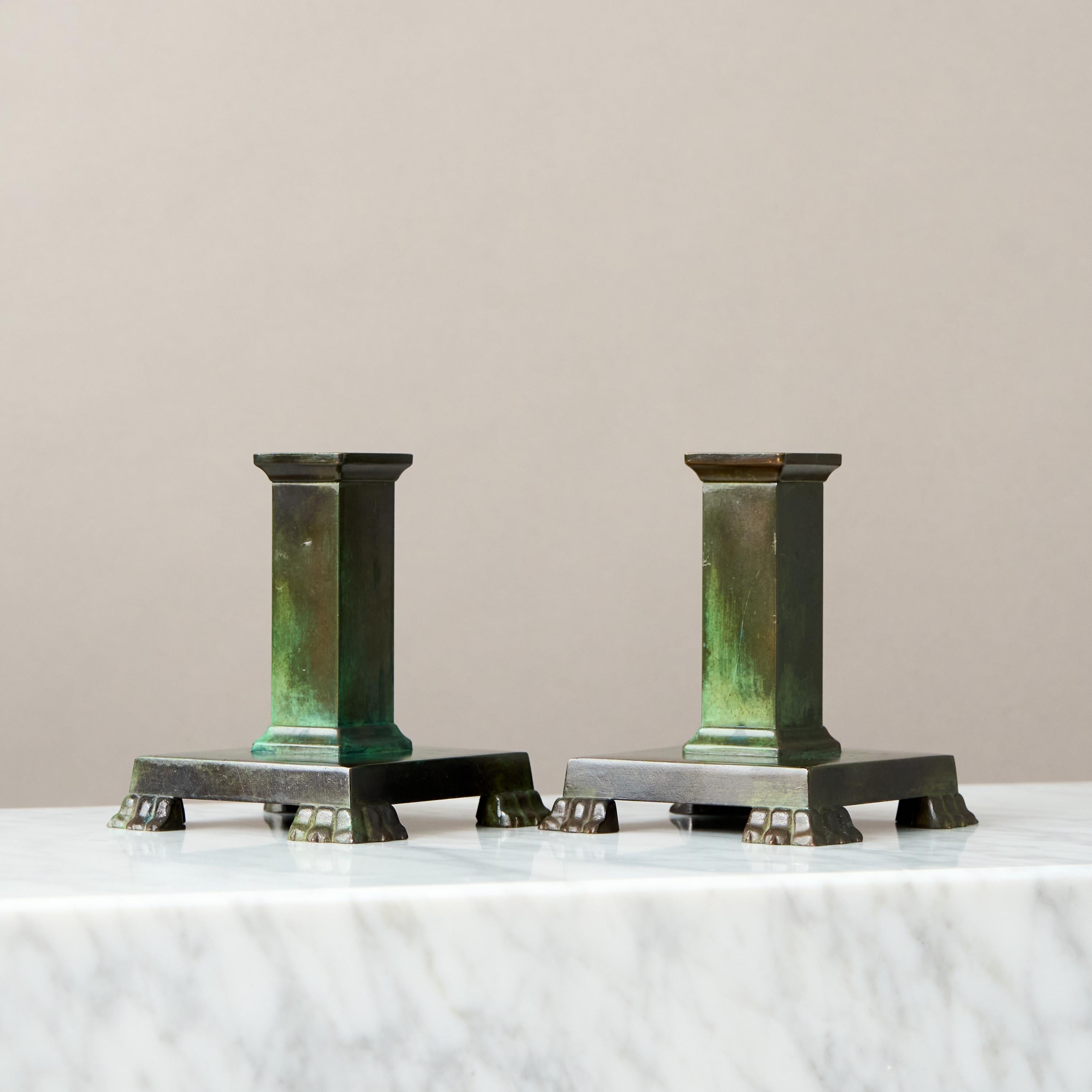 Svedese Pair of Bronze Art Deco Candlesticks by GAB Guldsmedsaktiebolaget, Sweden, 1930s in vendita