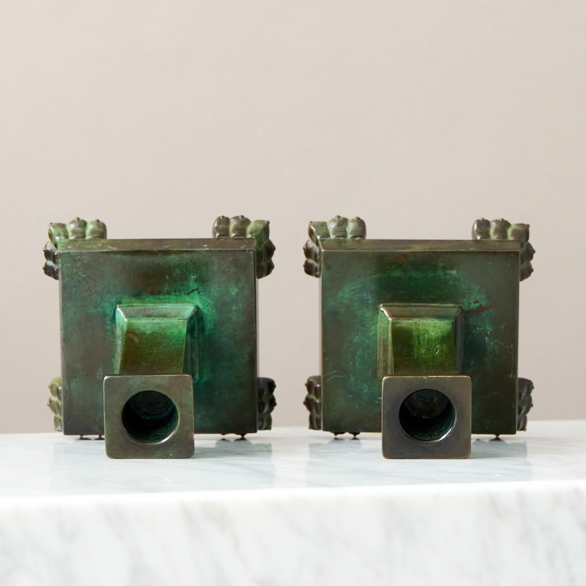 Calco Pair of Bronze Art Deco Candlesticks by GAB Guldsmedsaktiebolaget, Sweden, 1930s in vendita