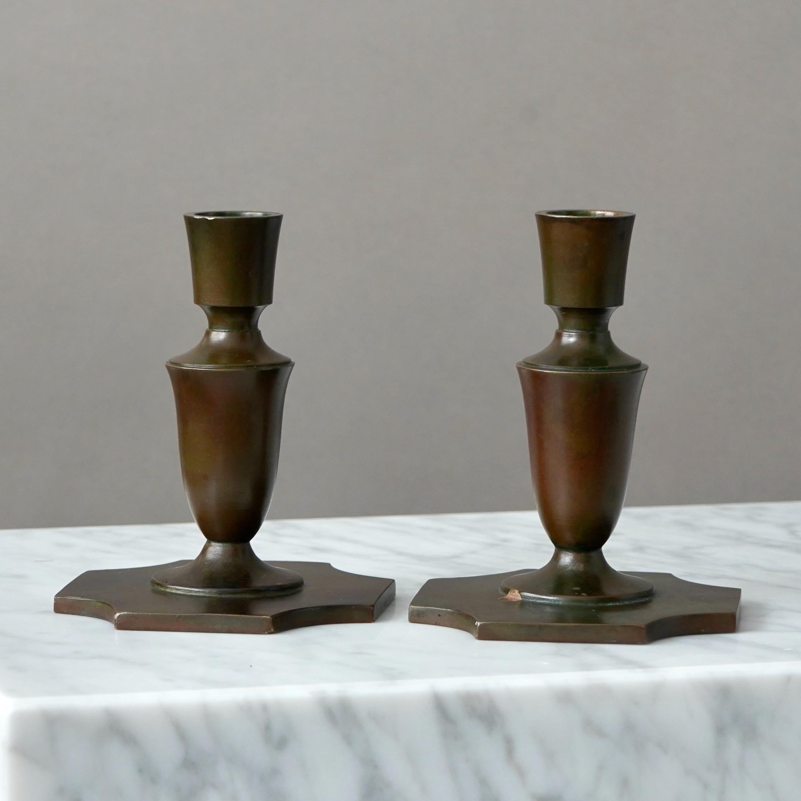 Mid-20th Century Pair of Bronze Art Deco Candlesticks by GAB Guldsmedsaktiebolaget, Sweden, 1930s