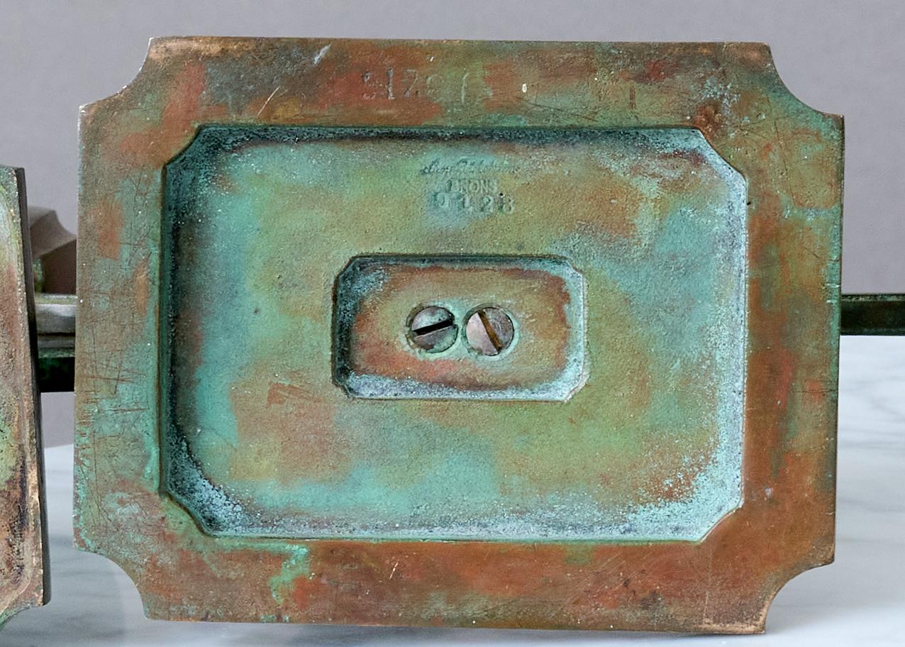 Coppia di candelieri Art Deco in bronzo di Sune Backstrom, Svezia, anni Venti. in vendita 3