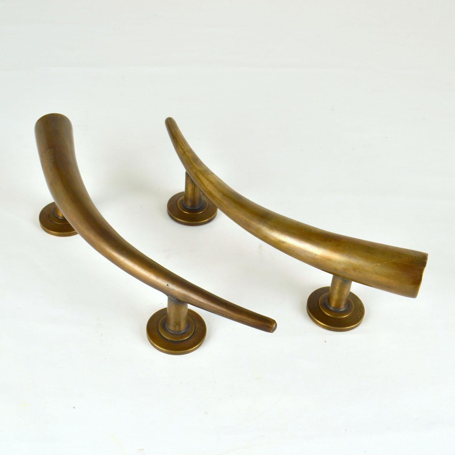 Pair of Bronze Art Deco Push and Pull Door Handles For Sale 3