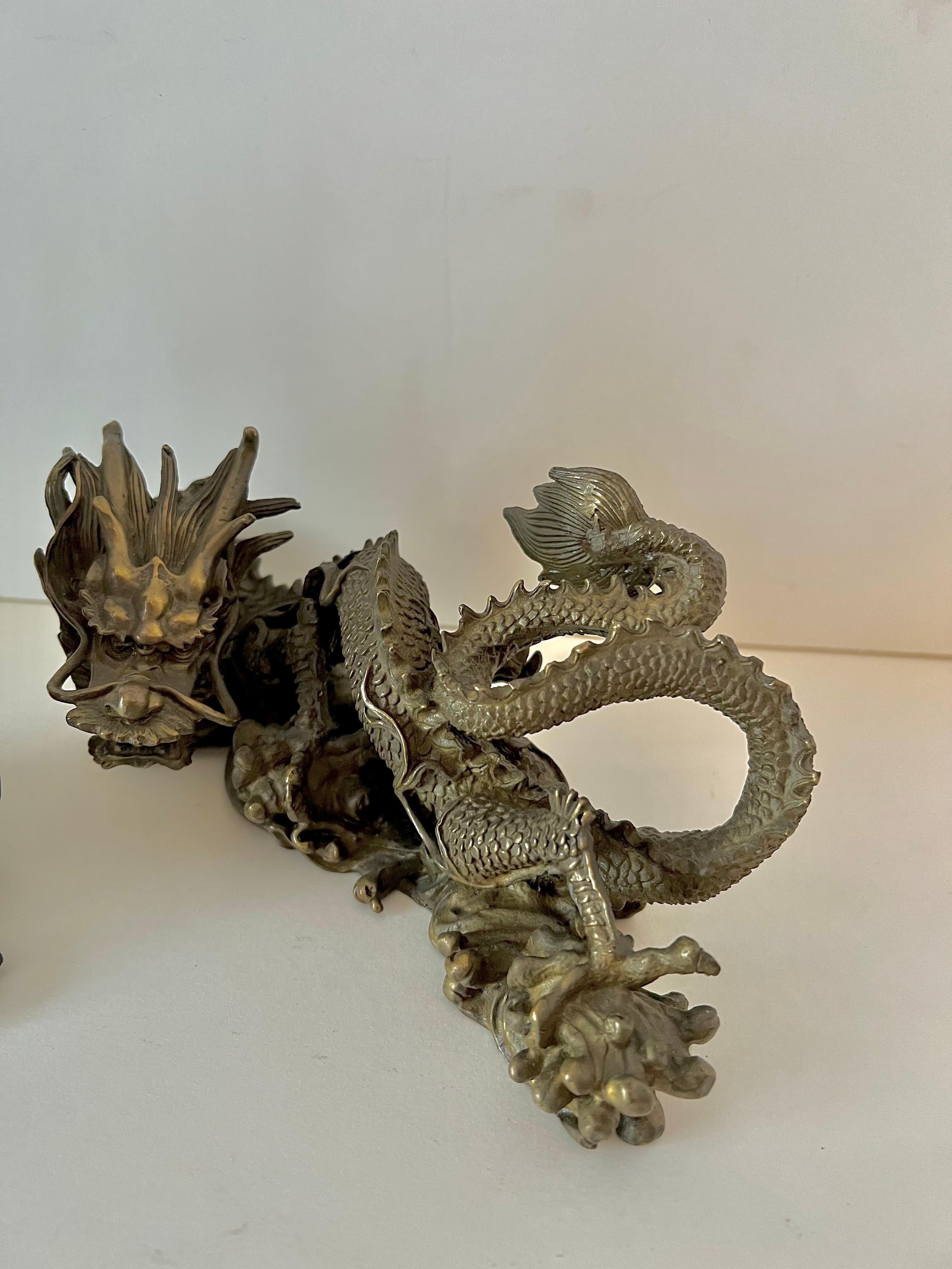Pair of Bronze Asian Dragon Sculptures Bookends In Good Condition For Sale In Los Angeles, CA
