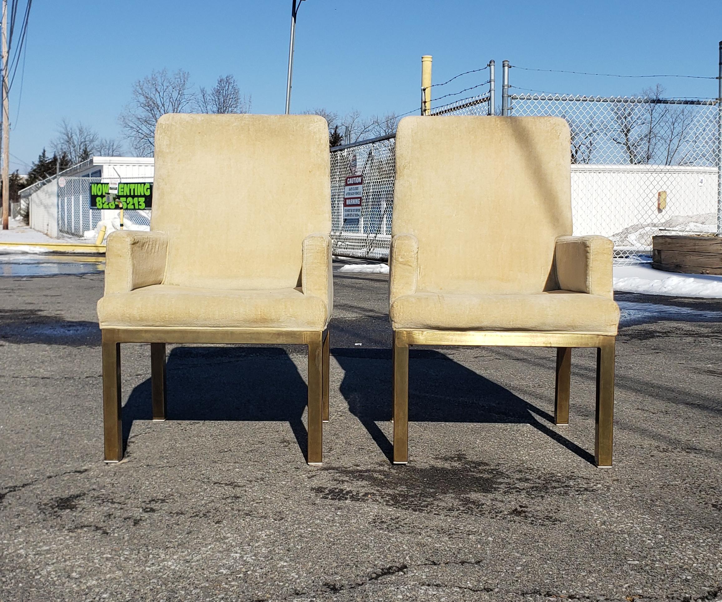 Spagnolo Coppia di poltrone con base in bronzo di Mastercraft in vendita