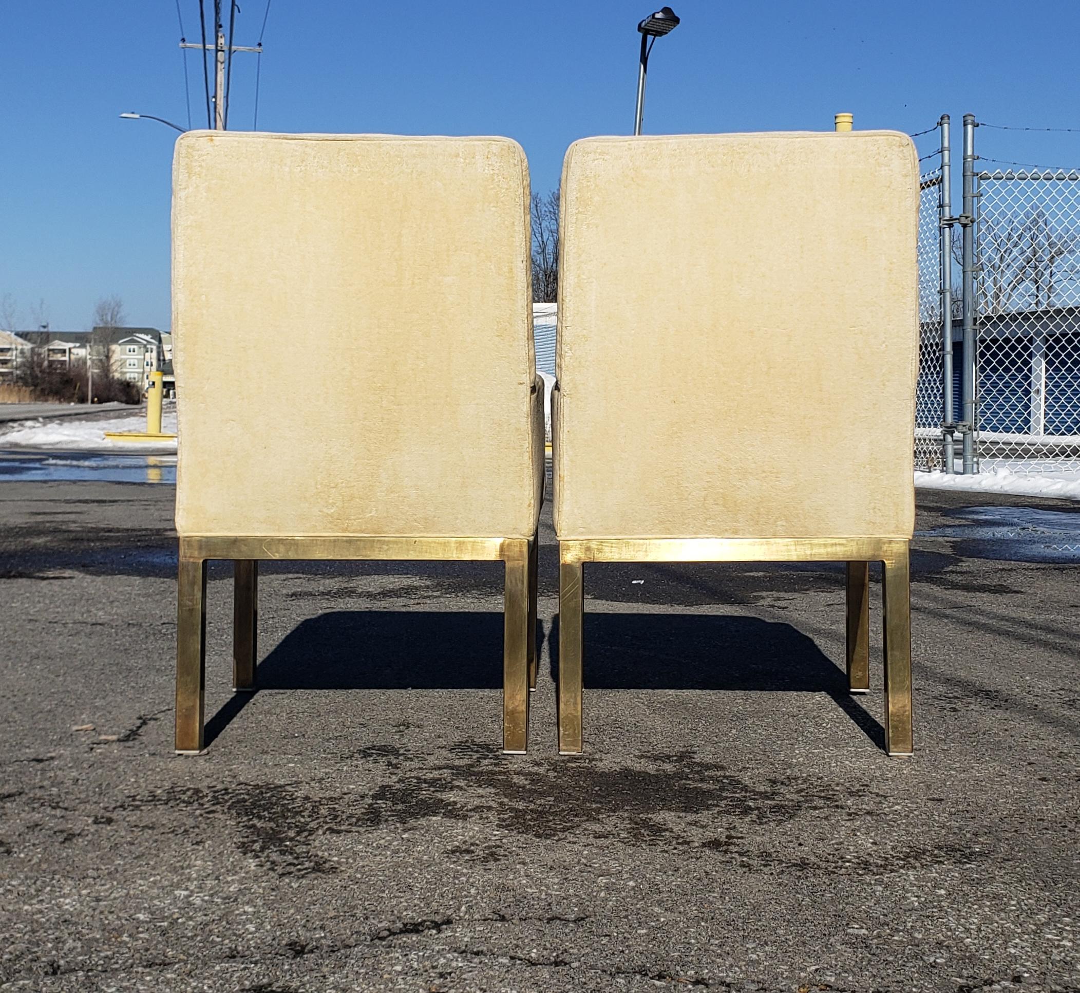 Paire de fauteuils à base en bronze de Mastercraft en vente 2