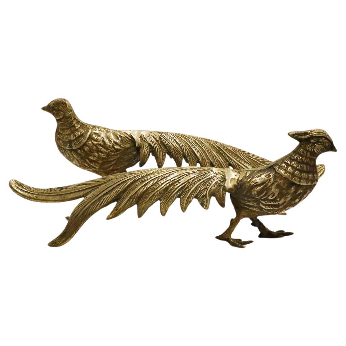 Paire d'ornements de table en bronze en forme d'oiseaux