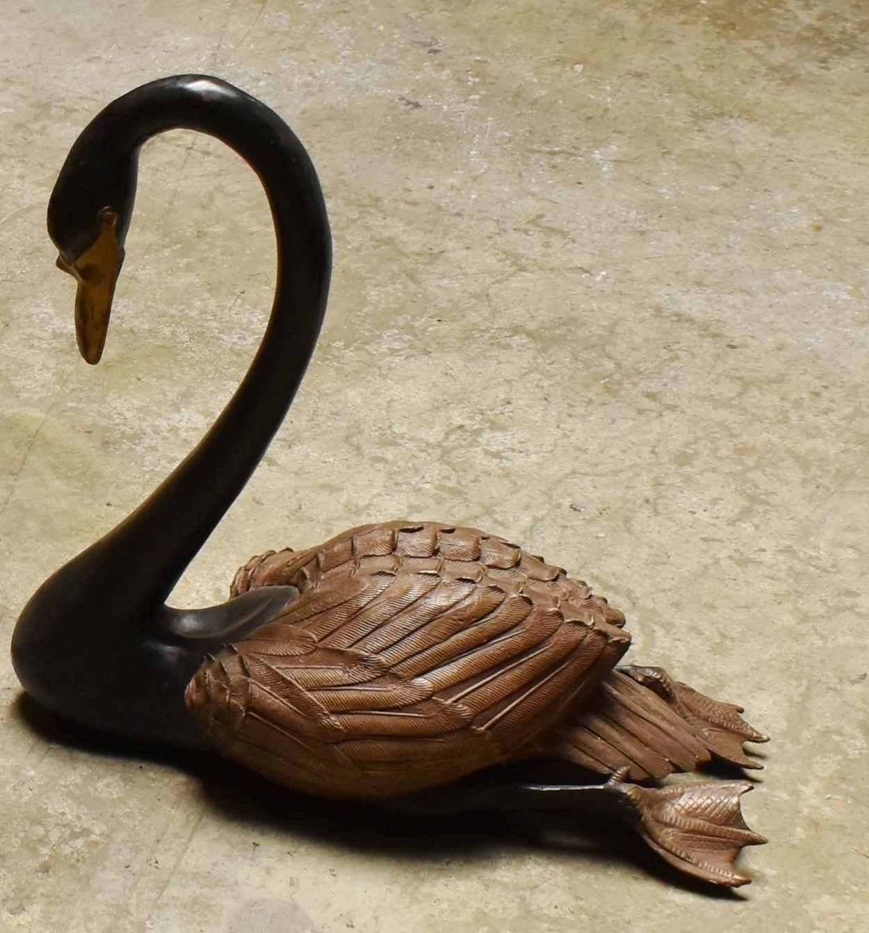 Pair of Bronze Black Swans 1