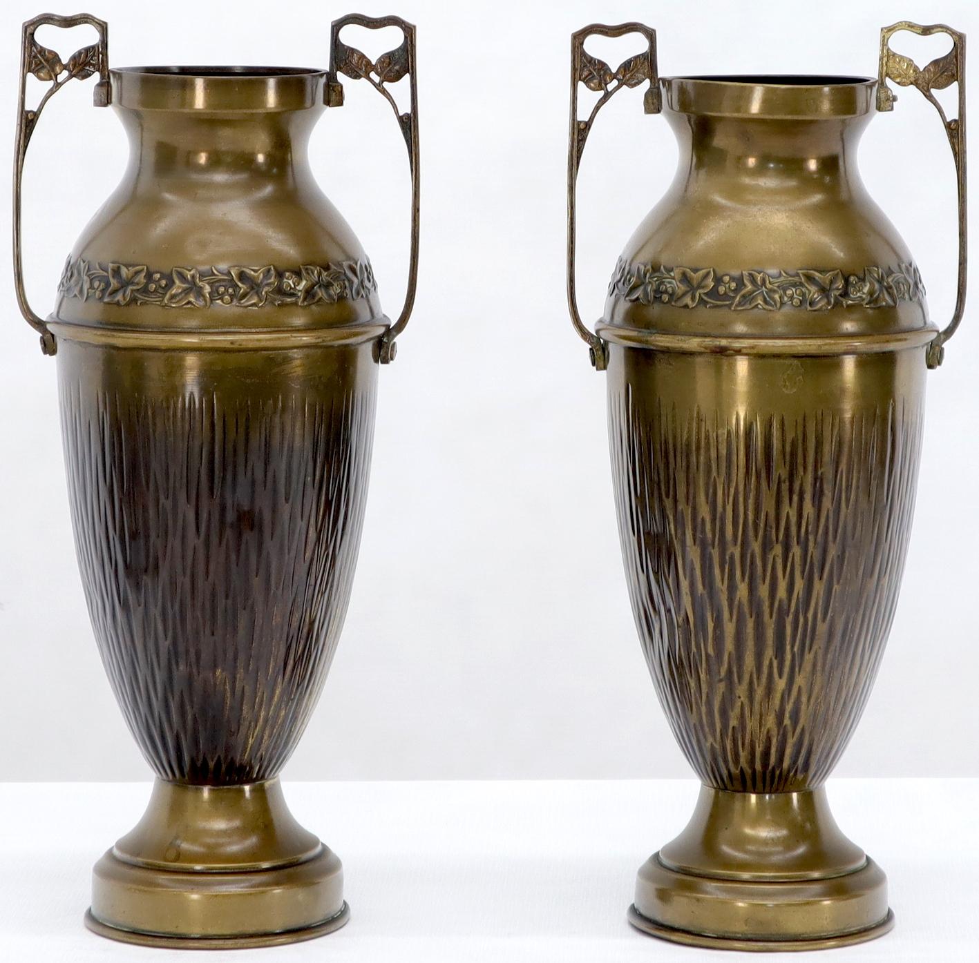 urn vases