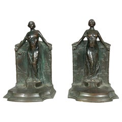 Coppia di reggilibri in bronzo di Rudolf Schwarz e fusi dalla fonderia Gorham