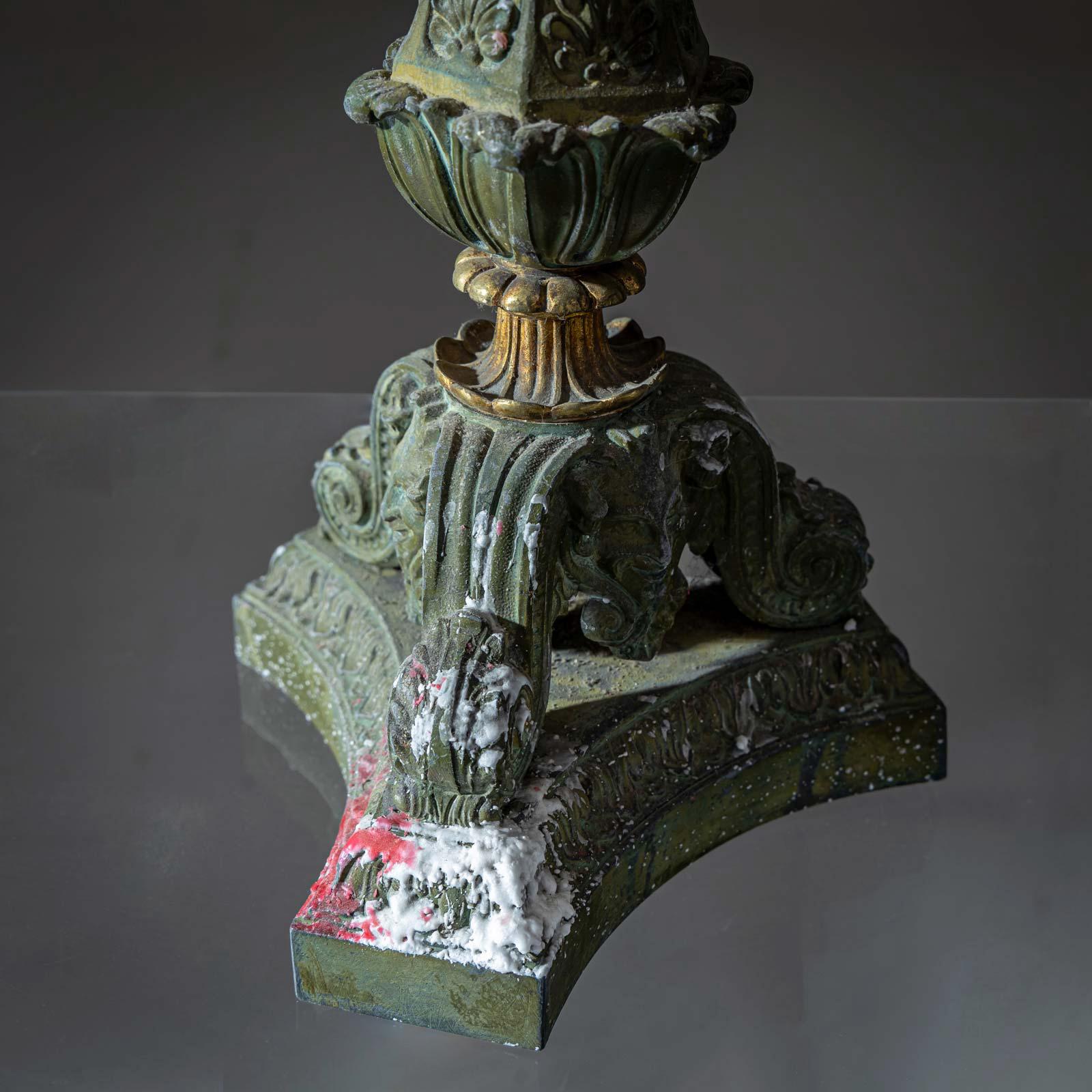 Bronzo Coppia di candelabri in bronzo, prima metà del XIX secolo in vendita