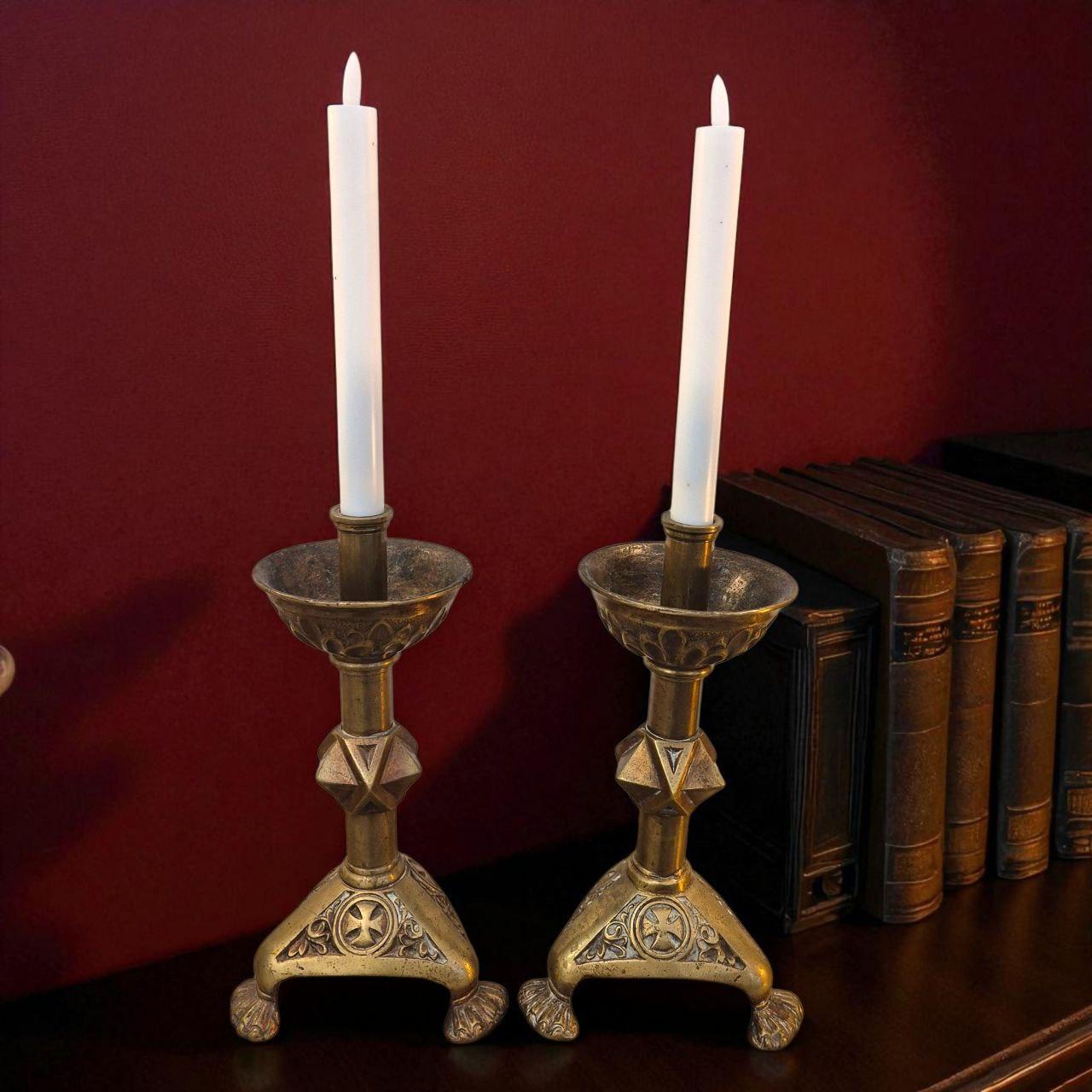 Gothic Pair of Bronze Candlesticks, 17th Century For Sale