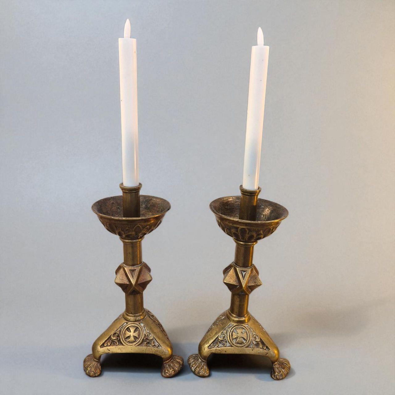 French Pair of Bronze Candlesticks, 17th Century For Sale