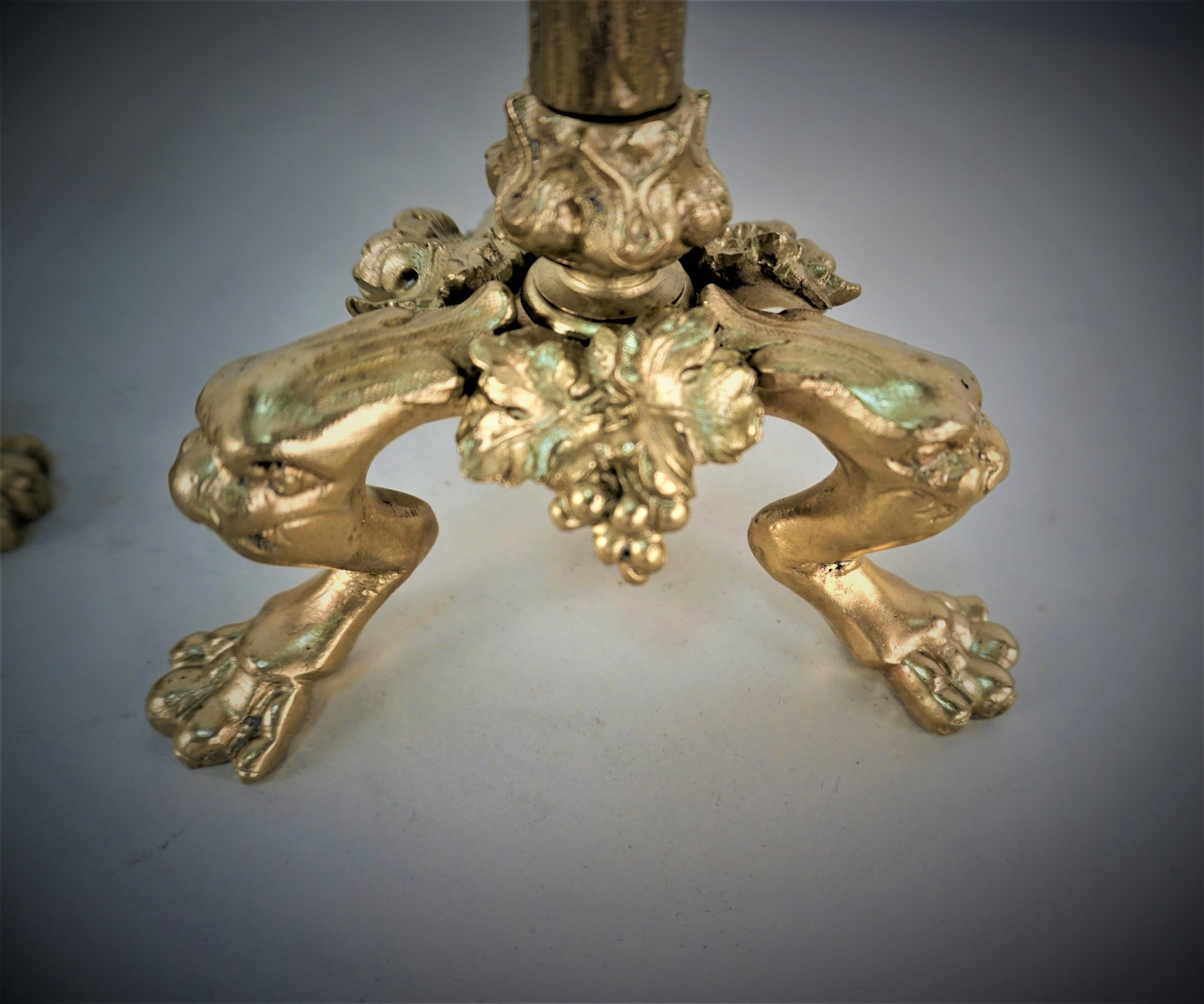 Pair of Bronze Candlesticks Decorated with Lizards For Sale 3