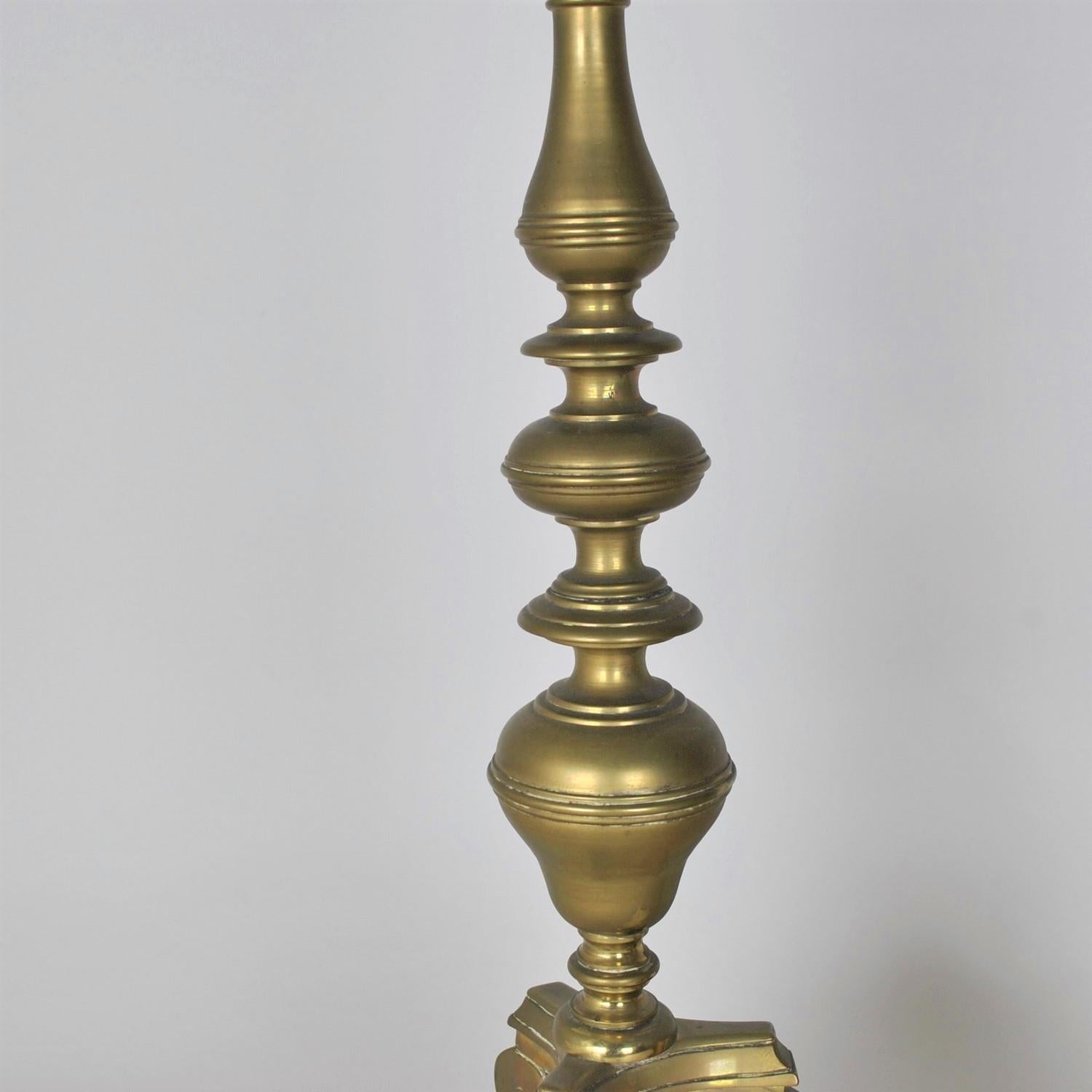 Paire de chandeliers en bronze, fin 18e/début 19e siècle Bon état - En vente à MARSEILLE, FR